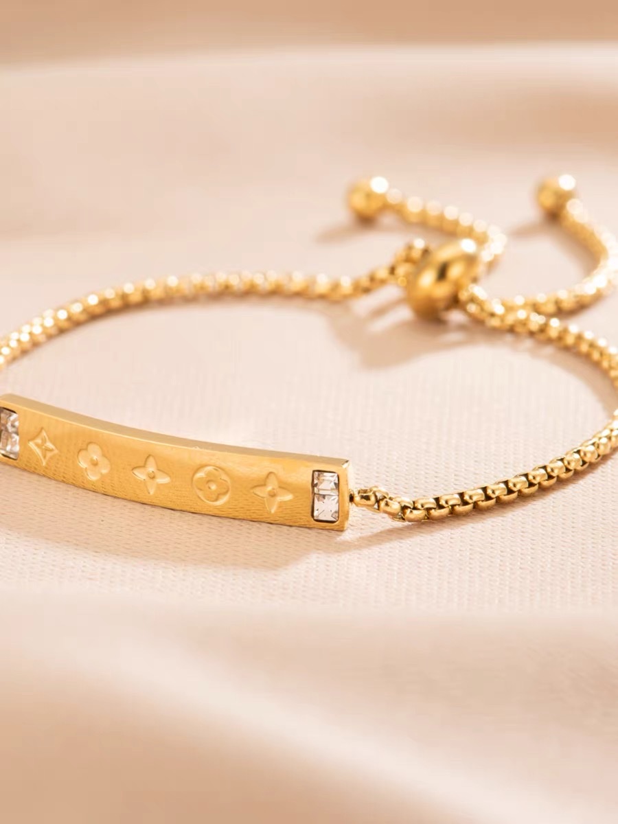 Classic presbyopia carved bracelet men's and women's floral bracelet details Picture