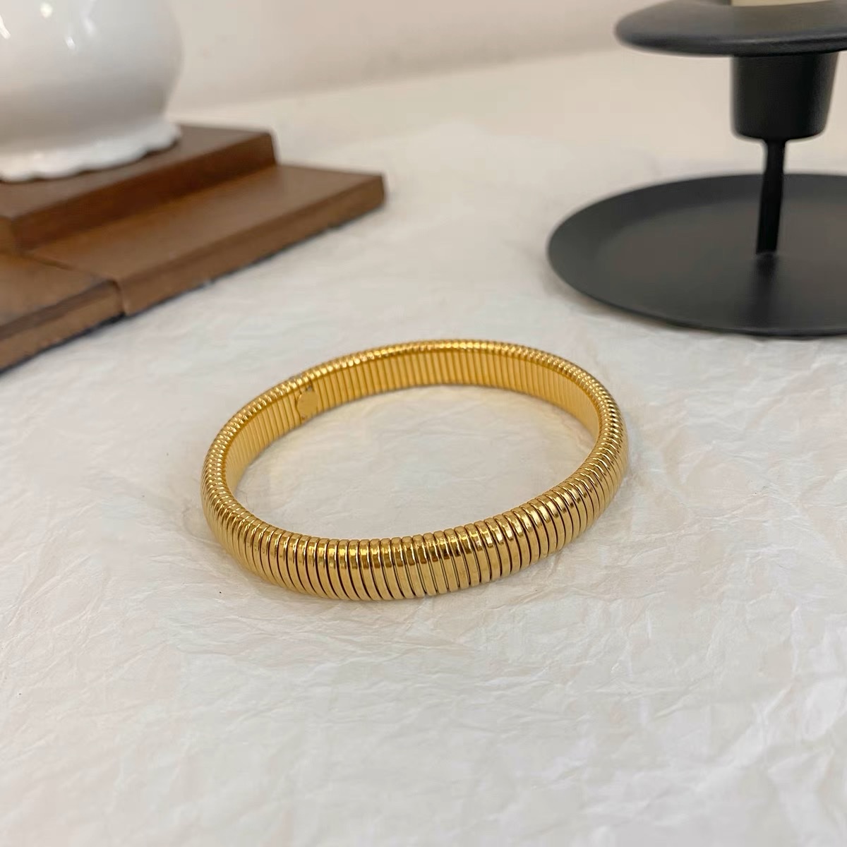 European and American thread metal elastic snake bone wide bracelet female light luxury niche exaggerated silver folded wear bracelet full figure