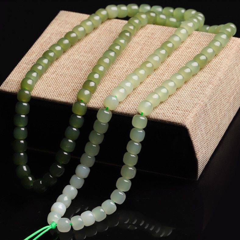 Hetian Jade Qinghai material clear Water necklace for women, 6x7m old-style bead gradient 108-bead Buddhist prayer beads bracelet for women Application Scenario