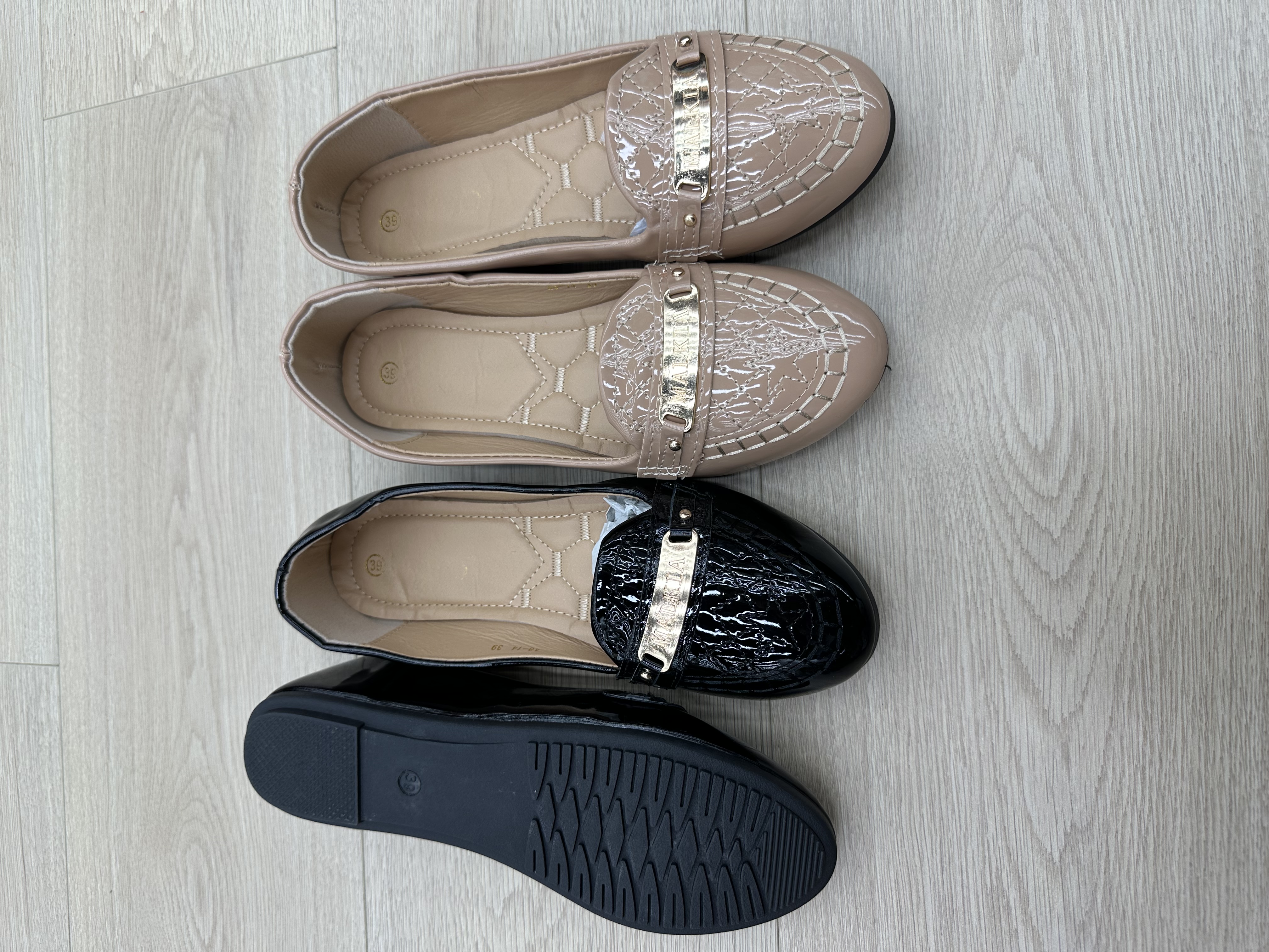 注塑单鞋/刺绣女单鞋/百搭秋鞋产品图