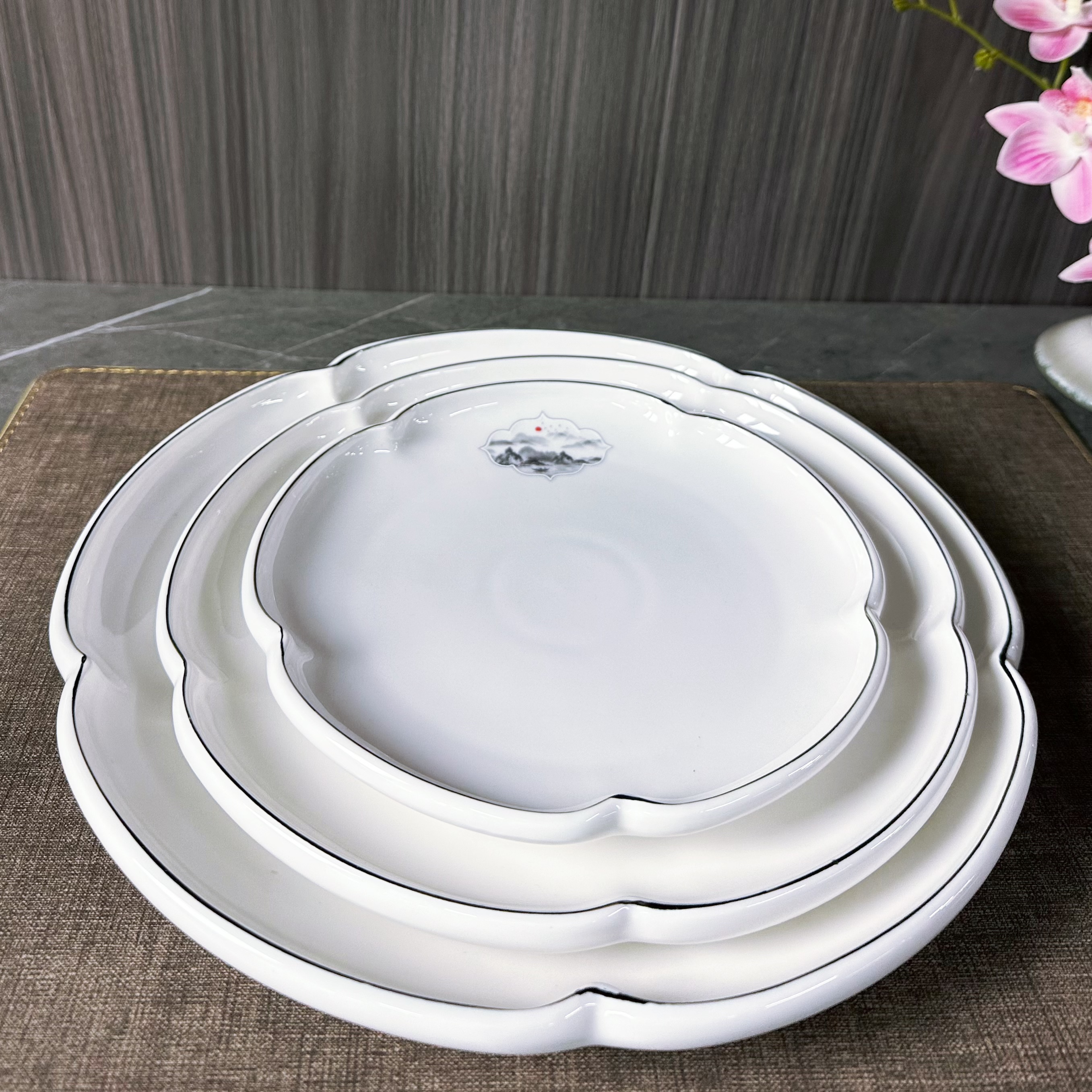 Lake and Mountain Scenery Series Lily round Plates 8-inch, 10-inch and 12-inch ceramic tableware for hotels, restaurants, banquets and clubs, commercial and household use
