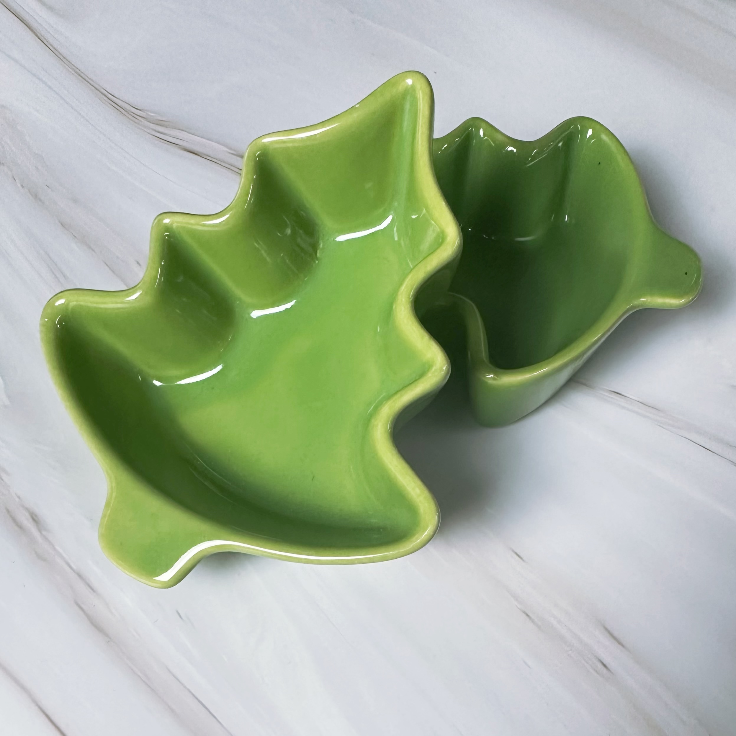 Creative and cute ceramic pine tree plates, dipping sauces, soy sauce, salt, soy sauce and vinegar plates, tableware, hotel, restaurant, banquet, commercial and household details Picture