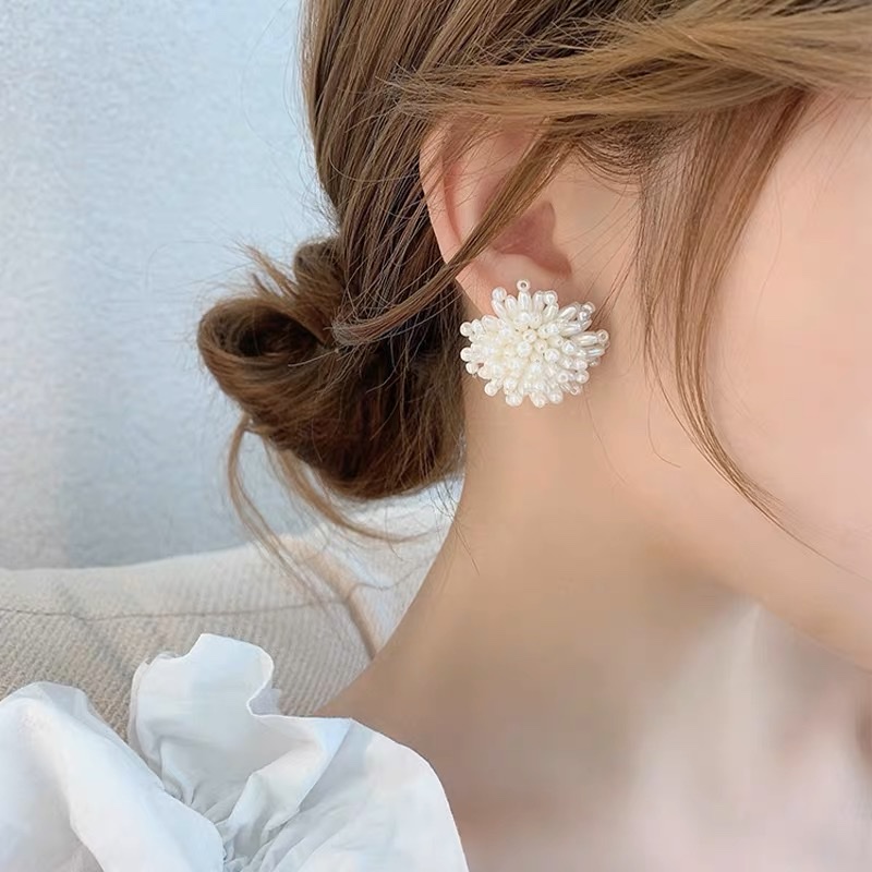 Fashionable Korean Popcorn Pearl Stud Earrings With Casual Earrings details Picture