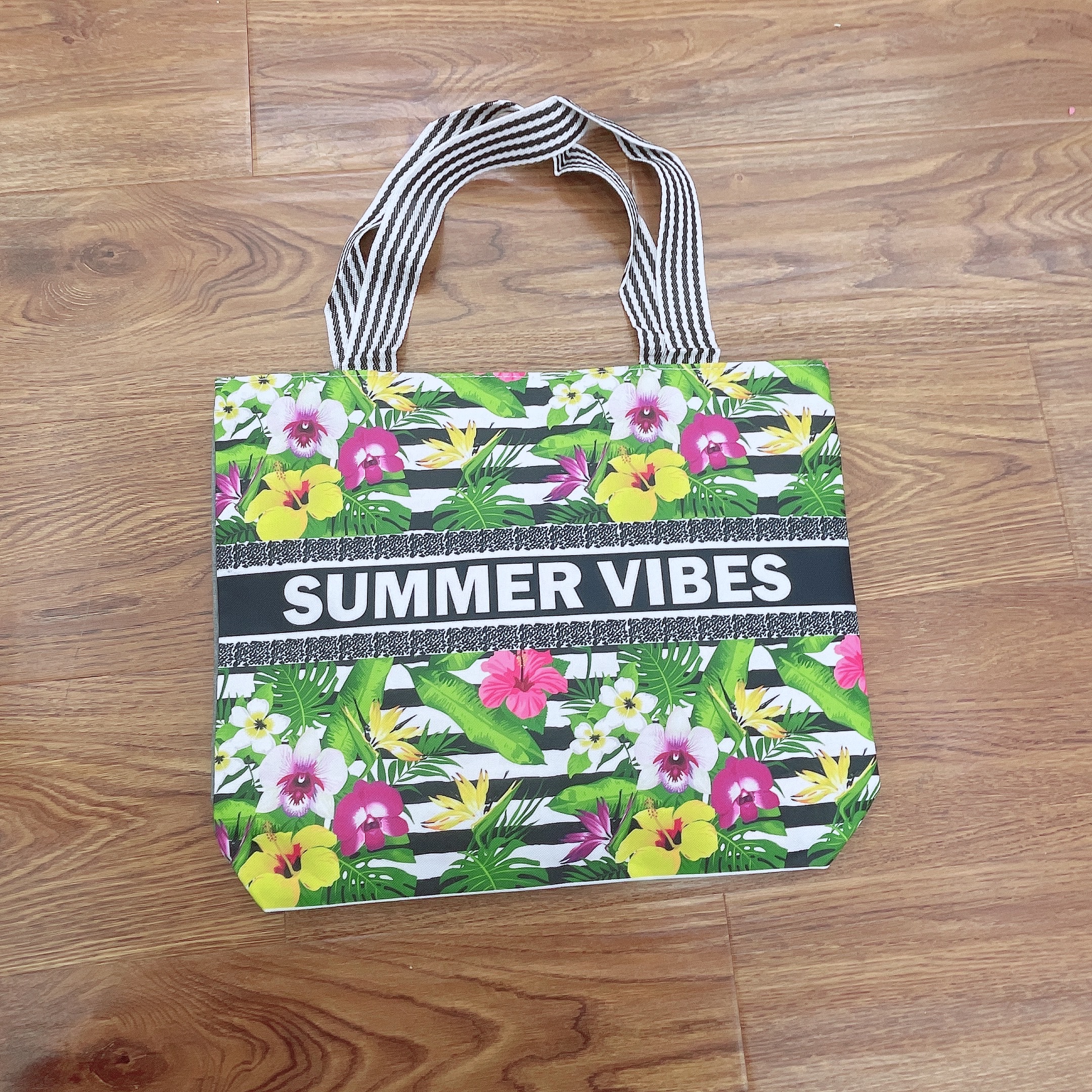 New jacquard large shoulder bag, women's casual and versatile single-shoulder bag, shopping bag for going out, large-capacity tote bag Application Scenario