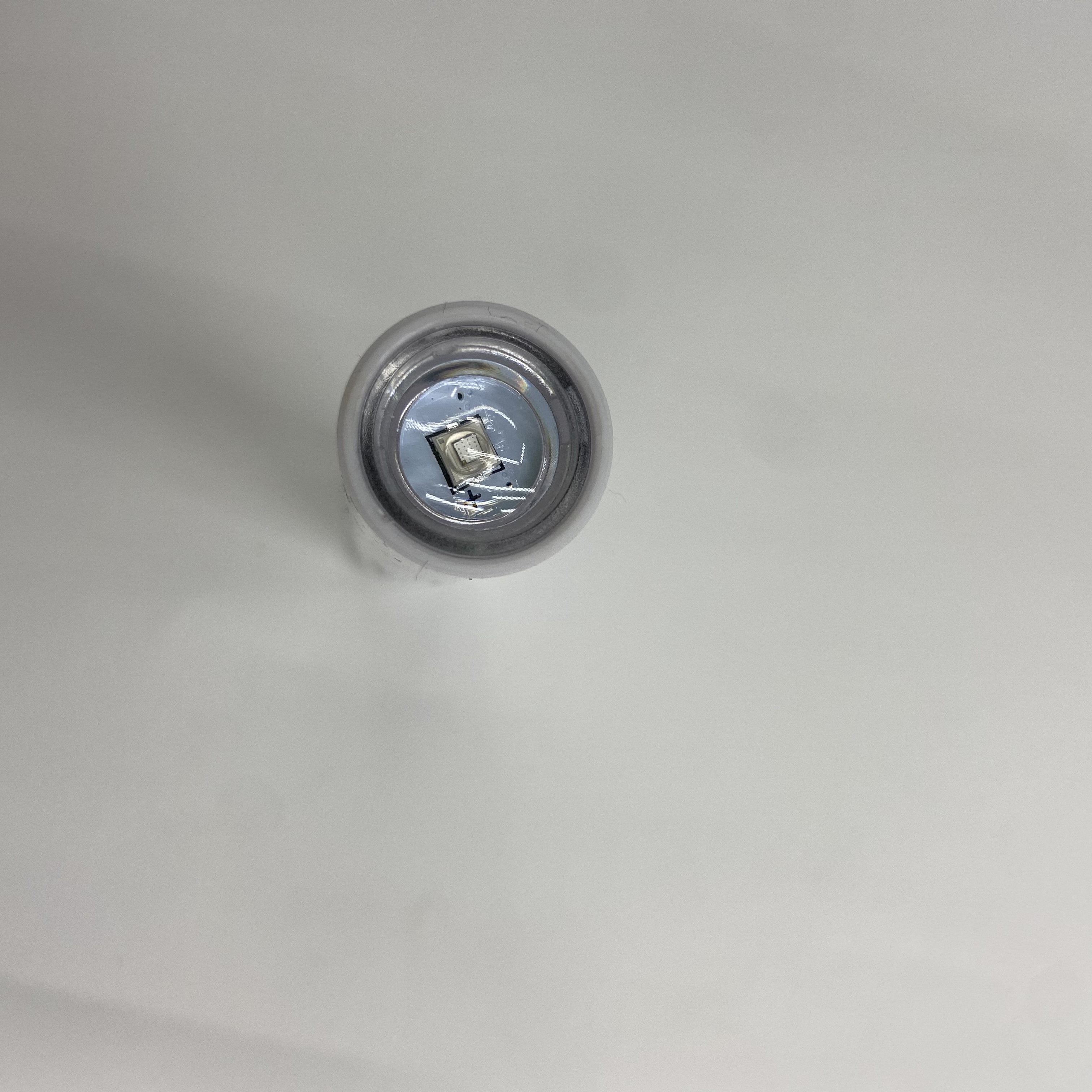 美甲灯白底实物图