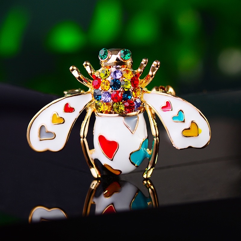 0704- Cute Bee Brooch
