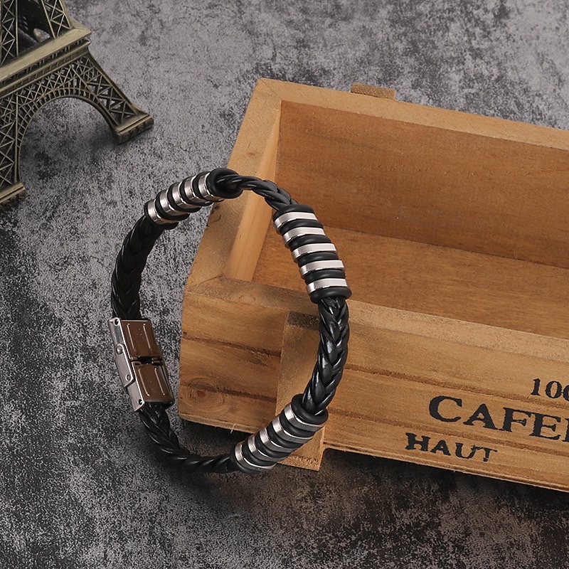 Factory direct supply of woven leather stainless steel bracelets, cross-border European and American men's punk style hip-hop bracelets, one-piece consignment Specification image