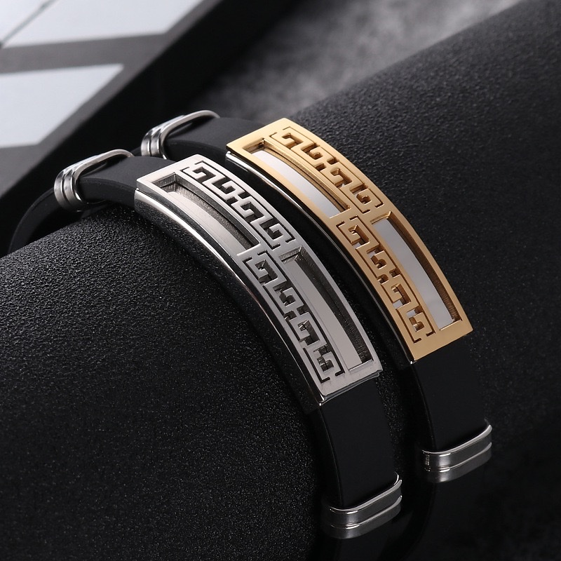 Factory direct supply of perforated Great Wall pattern titanium steel men's personalized bracelet, fashionable silicone stainless steel exaggerated bracelet wholesale Specification image