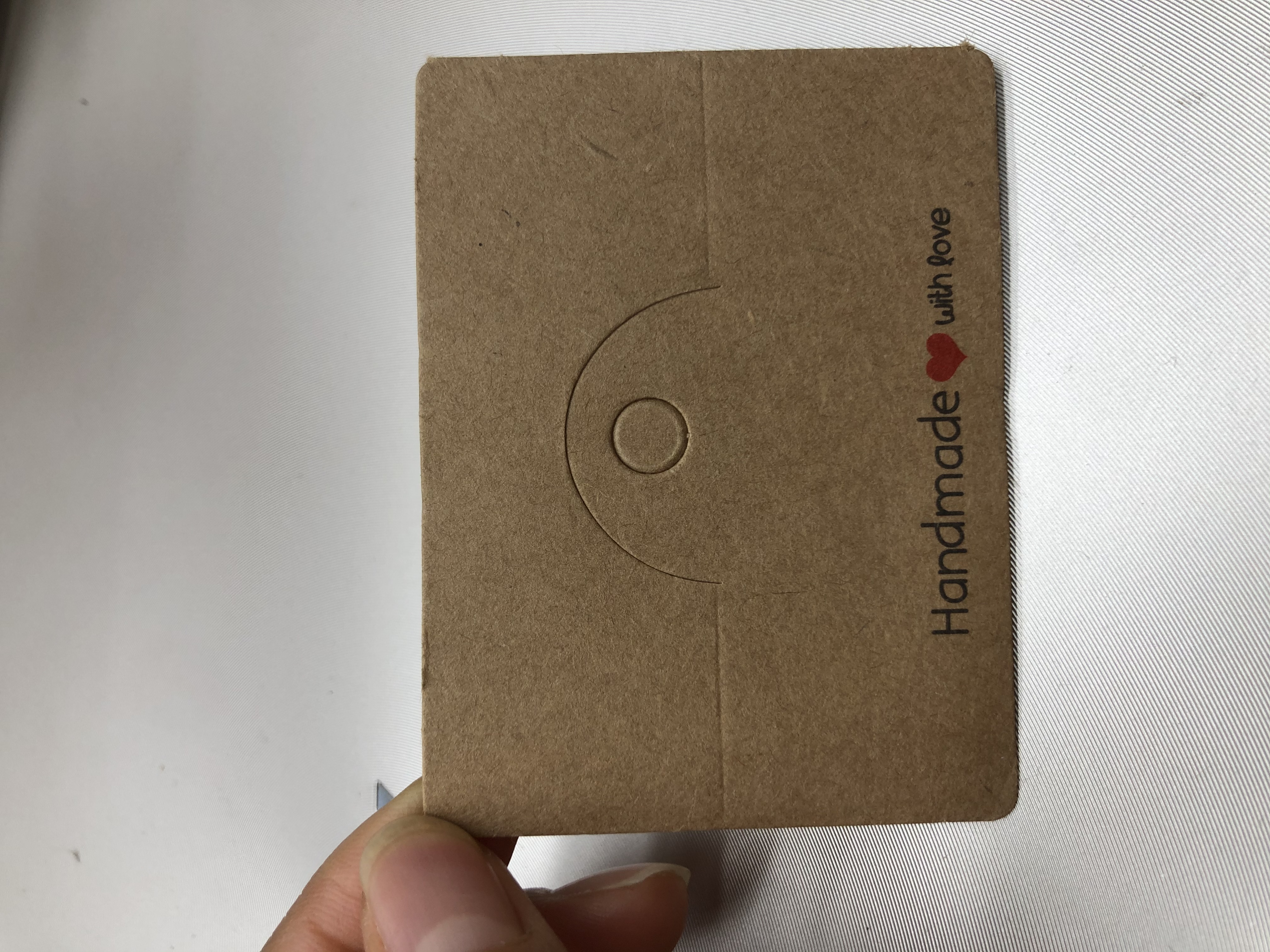 正品爆款！8*6折卡，350克进口牛皮纸，正面印刷两色，赠送发夹+发圈发绳！手工制作，工艺性十足！限时抢购，不买你会后悔！