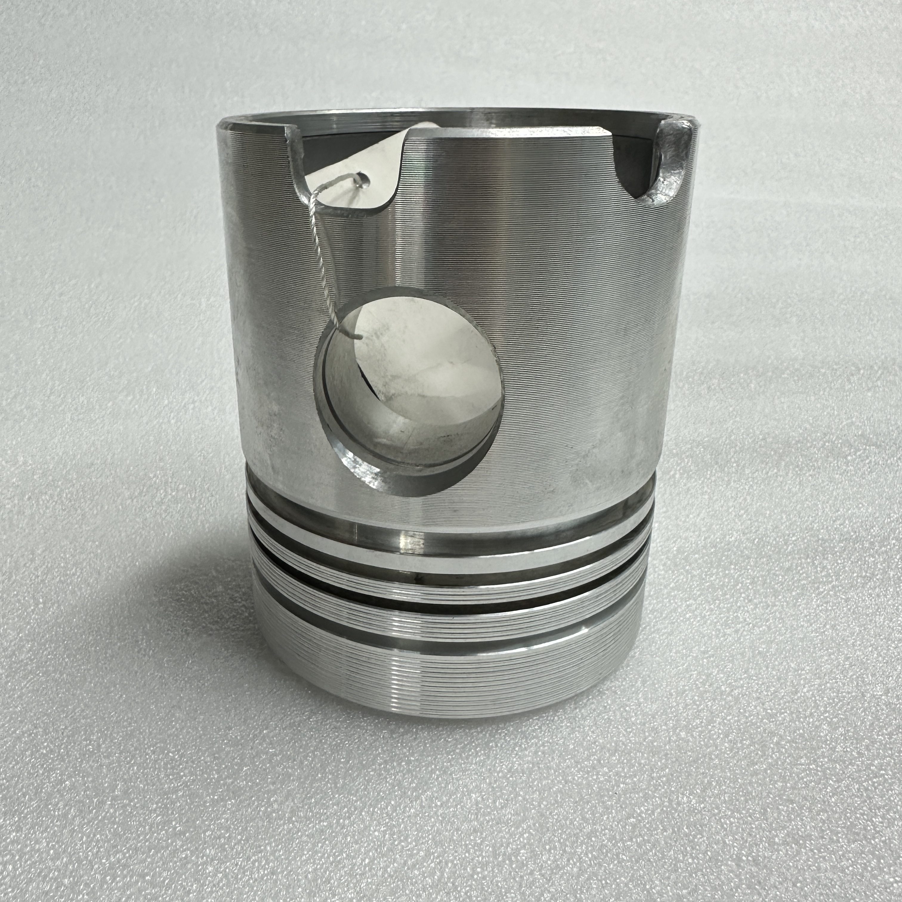 Auto parts for the FL912 engine pistons