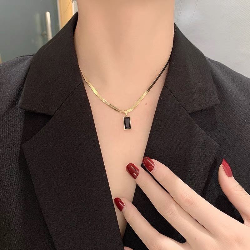 ins minimalist black rectangular pendant titanium steel color preserving flat snake bone chain exquisite collarbone chain for women details Picture