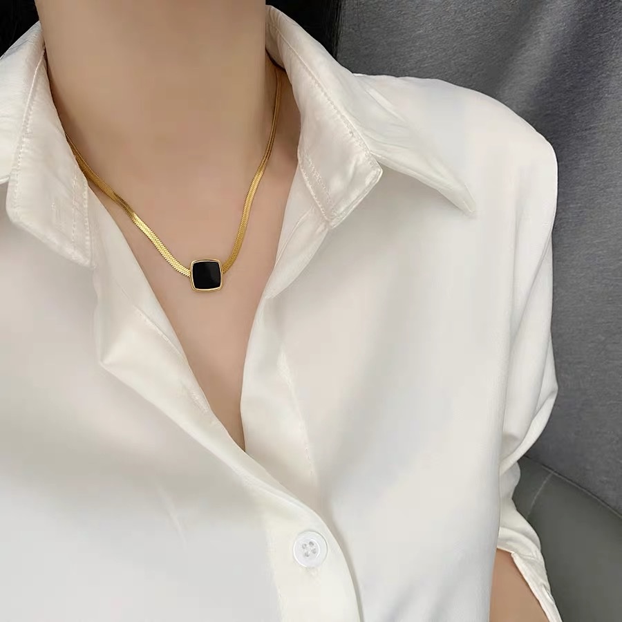 Titanium steel do not fade necklace female black square pendant collarbone chain cold wind network red simple all neck adornment tide details Picture