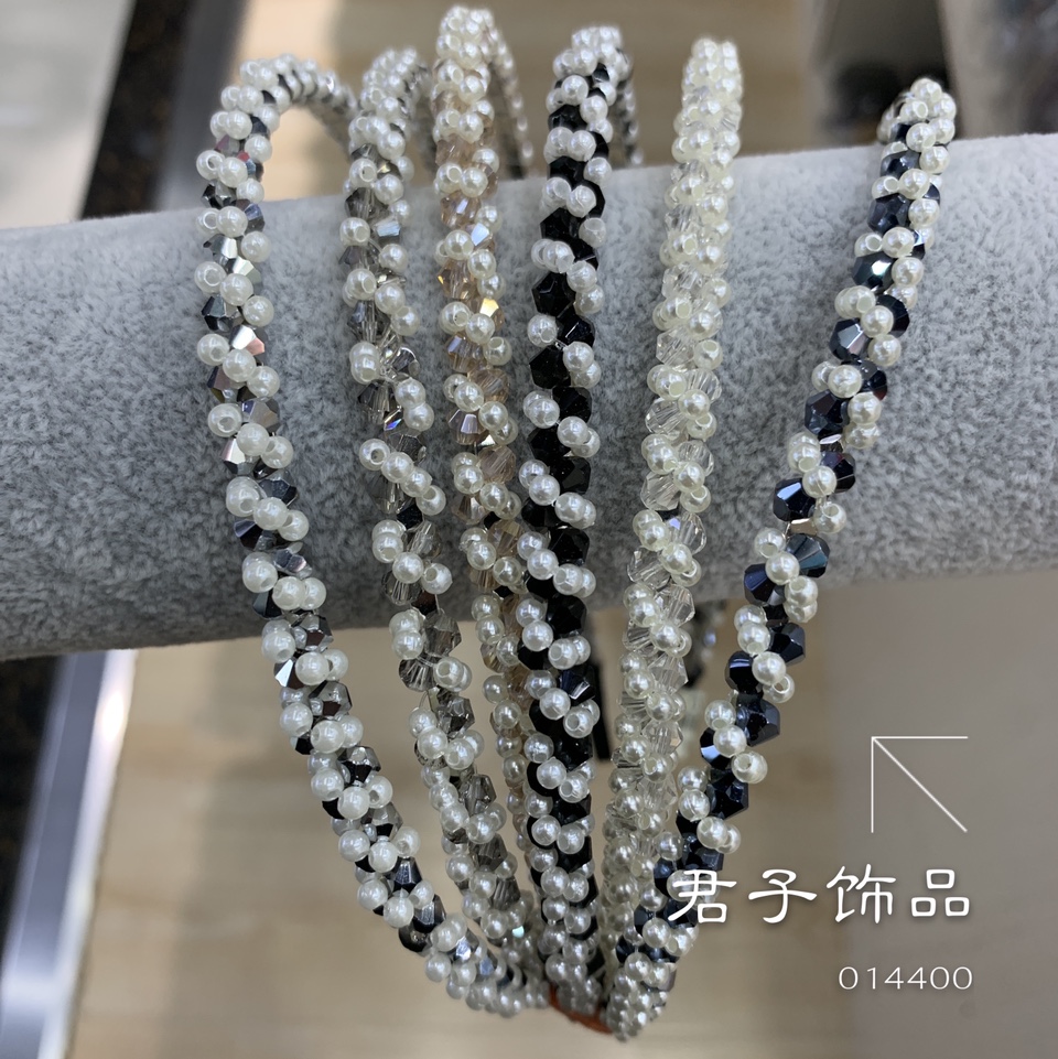 Crystal Pearl Wrapped Headband Item Picture