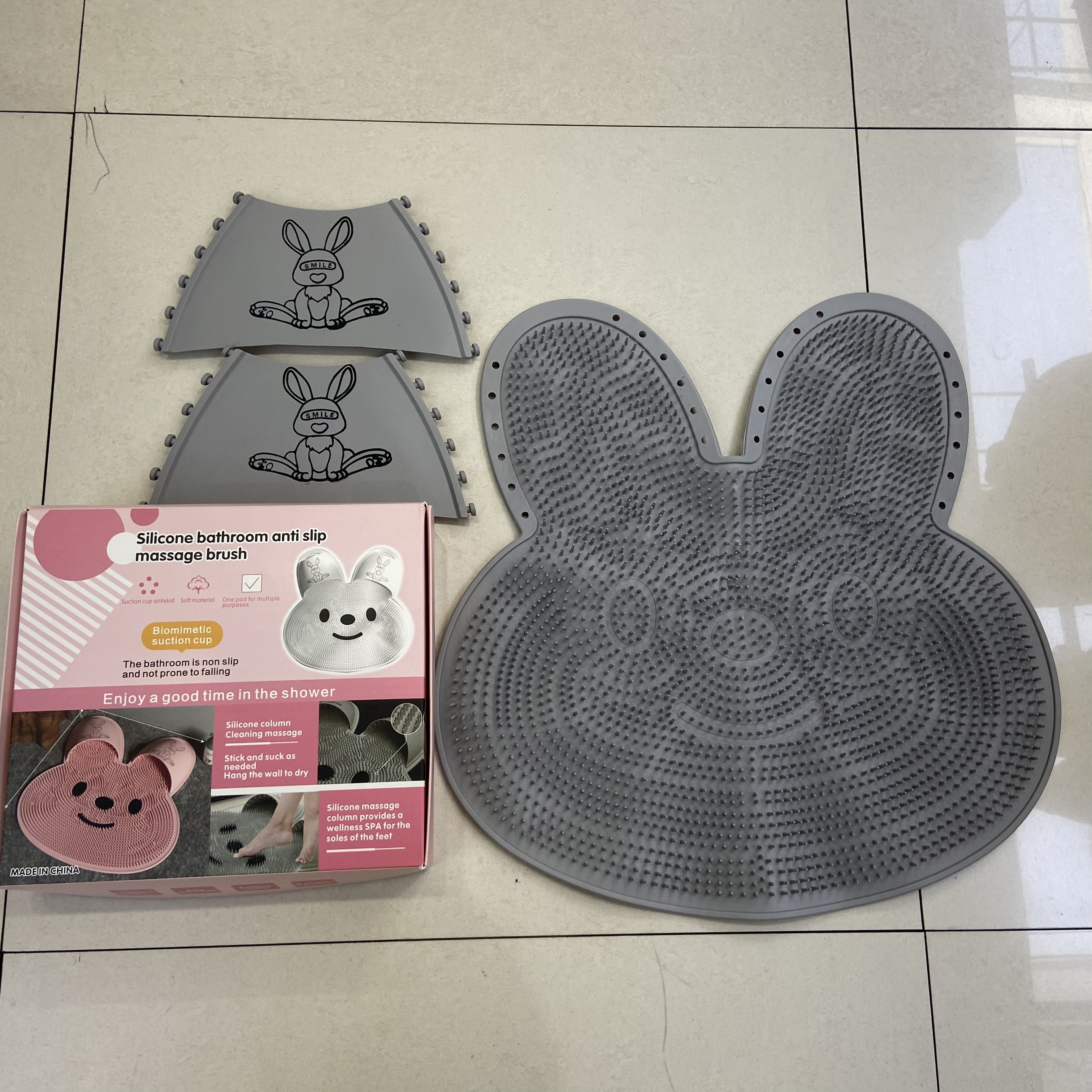 硅胶兔兔搓脚神器浴室防滑垫搓背按摩垫搓澡洗脚去死皮淋浴房地垫