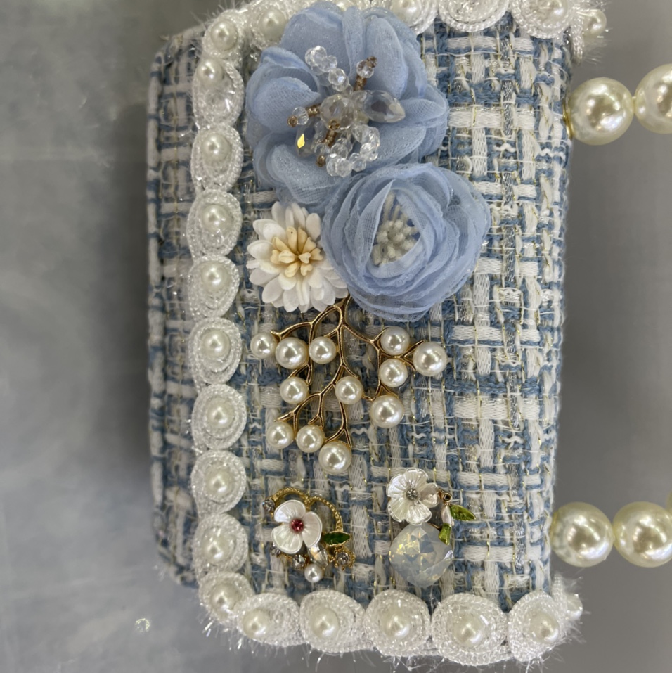 The price of the original chiffon flower chanel-style handbag and single-shoulder bag (002) is negotiable Application Scenario