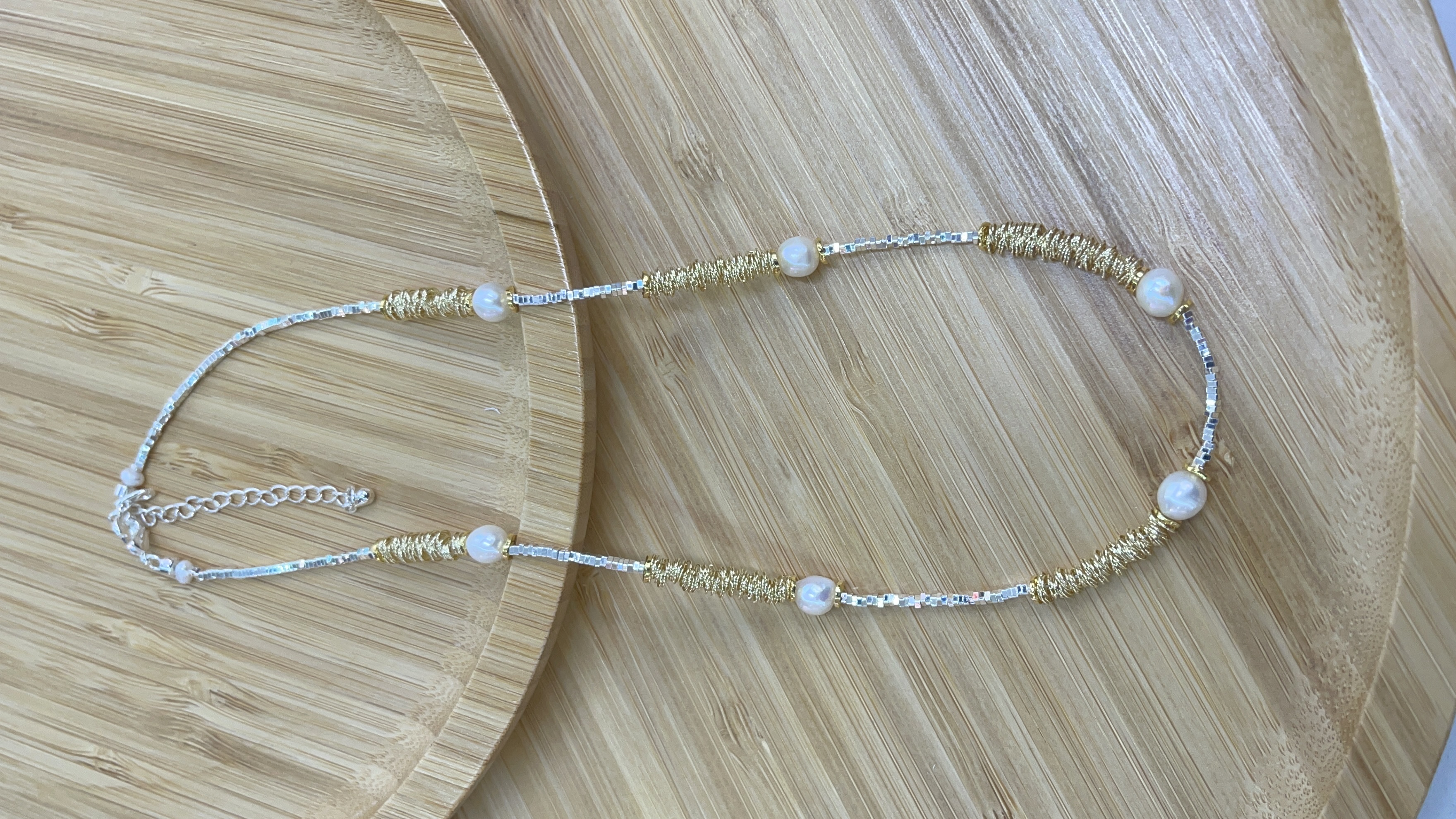 Small silver necklace thumbnail
