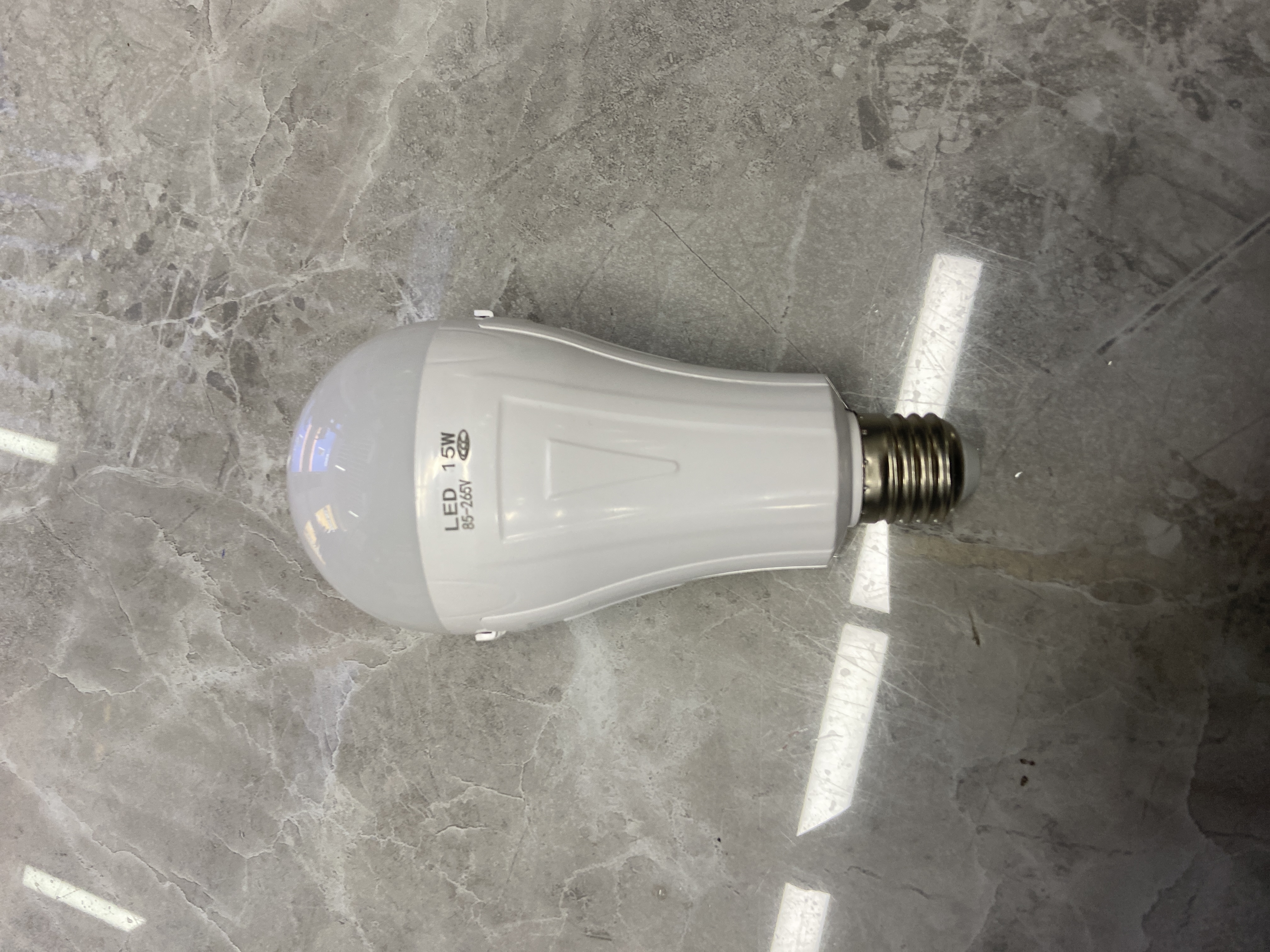 805 dual-battery emergency light LED portable outdoor street stall night market power outage emergency light ultra-bright camping light