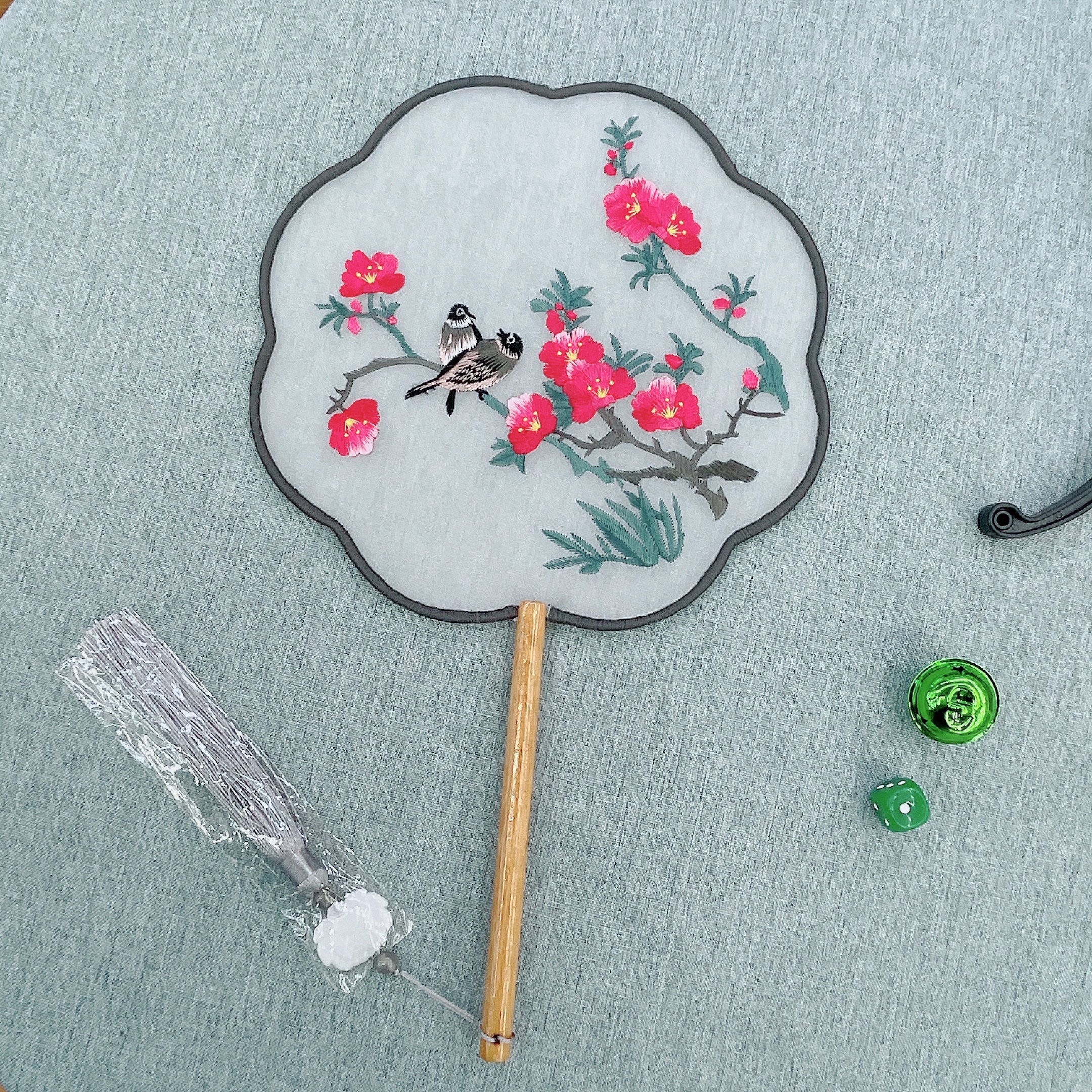 扇子/团扇/苏绣产品图