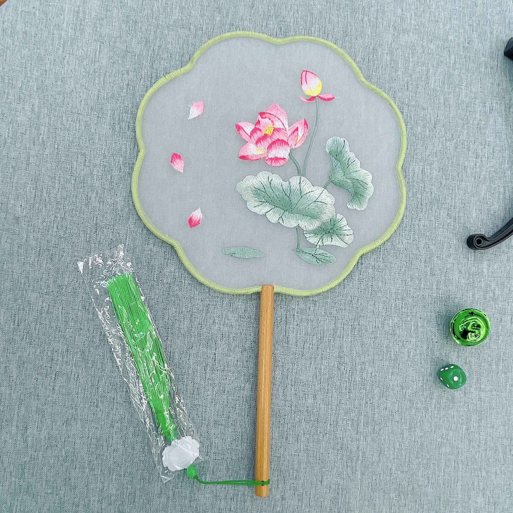 扇子/团扇/苏绣细节图