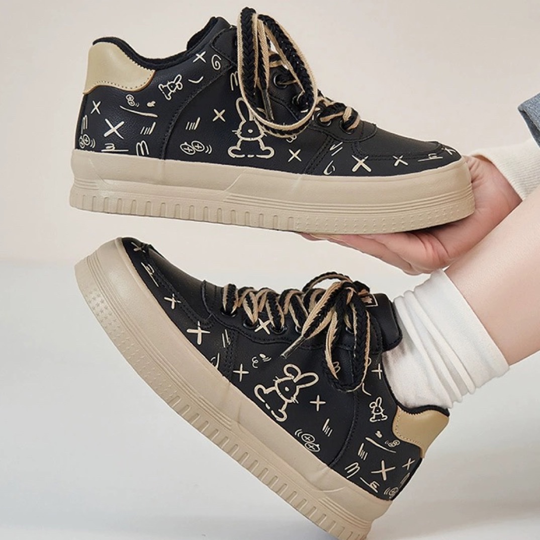 This women's shoes two cotton shoes female fleece sports shoes junior high school students small white shoes female model 2023 new winter shoes