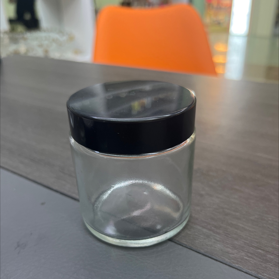 厚德玻璃厂 100毫升 膏霜瓶 透明玻璃瓶 黑色塑料盖子 