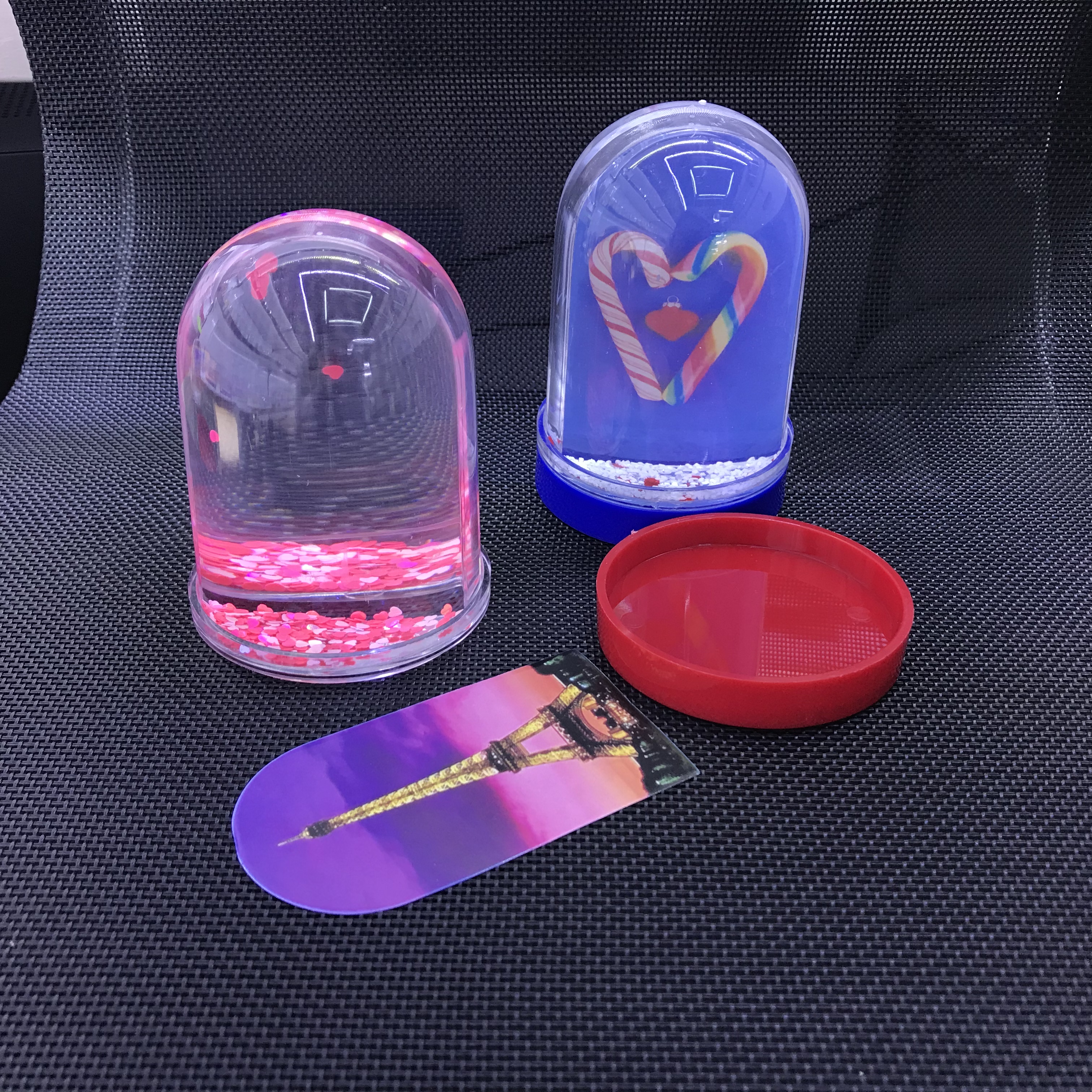 Multi-color base, flowing sand, water ball, water-in-water photo frame, gift, souvenir, warm decorative item, creative item, Zhehui handicrafts Application Scenario