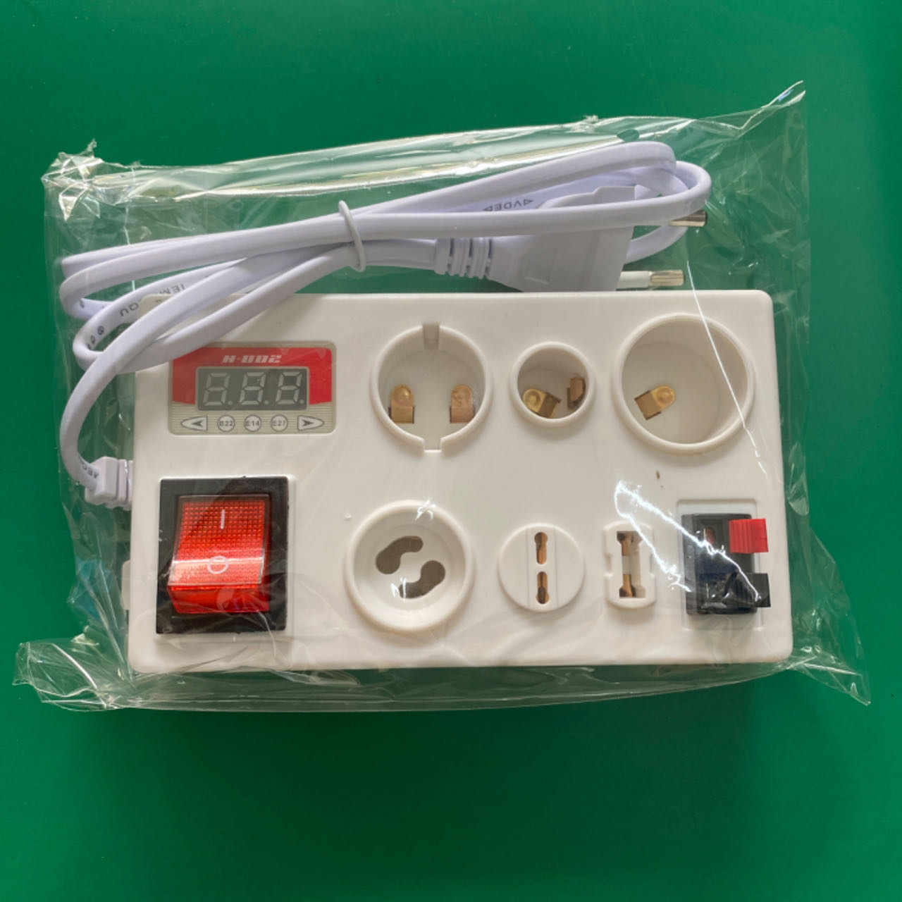 Factory direct plastic box test bulb LED power wattage display tester fast multi-interface test light box details Picture
