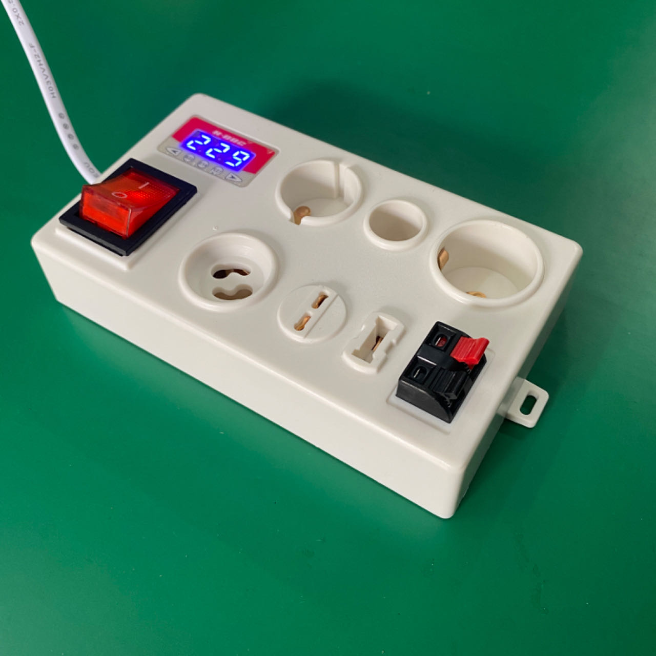 Factory direct plastic box test bulb LED power wattage display tester fast multi-interface test light box Specification drawing
