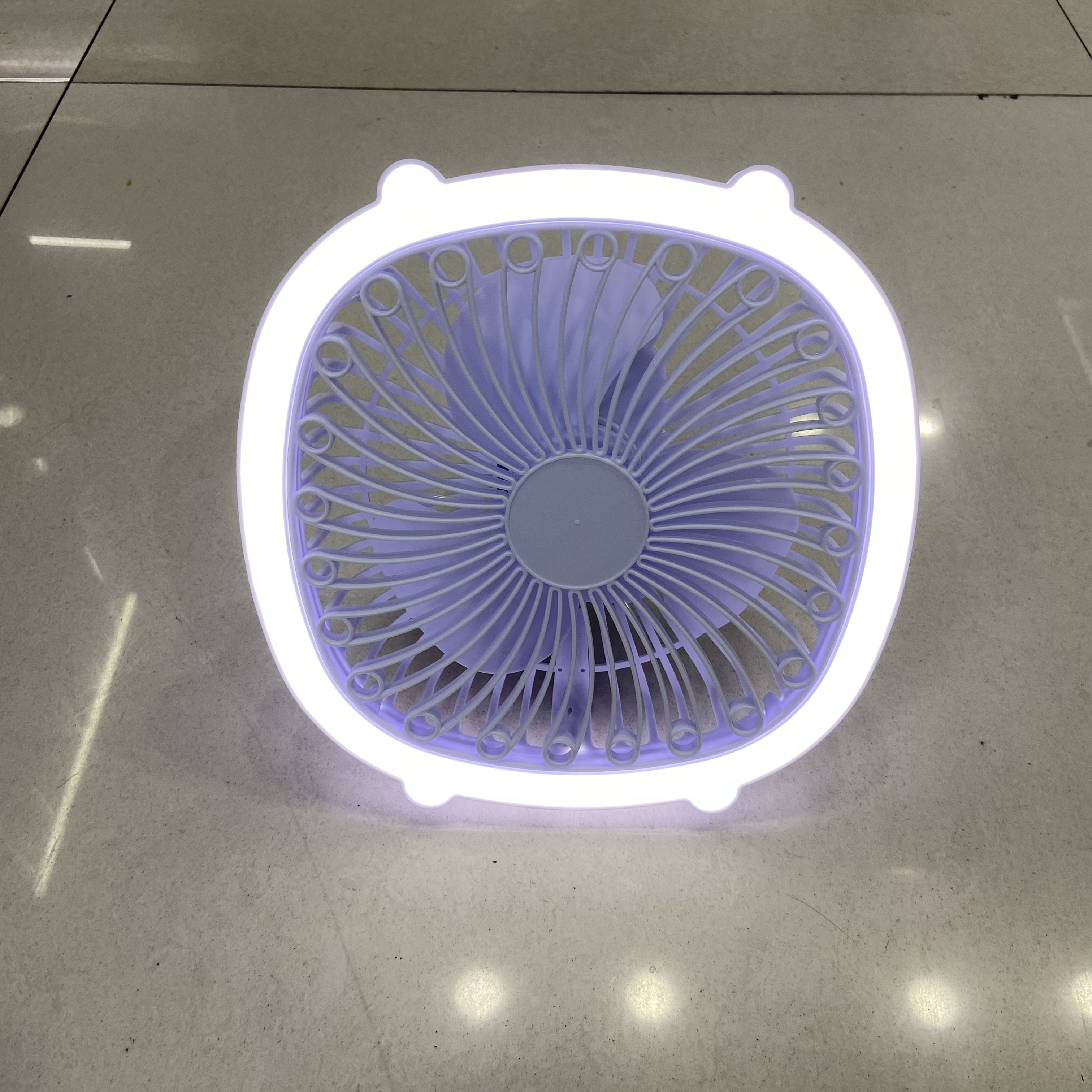 USB pequeño ventilador mini ventilador de mano con luz al aire libre camping hogar escritorio escritorio ventilador recargable Specification image