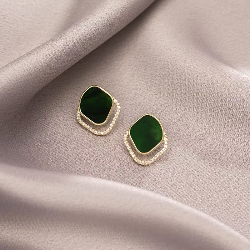 New Products In The Market! Feather Butterfly Emerald Earrings, High Fashion, Temperament Set With Diamonds, Don't Buy You Will Regret, Flash Sale! details Picture