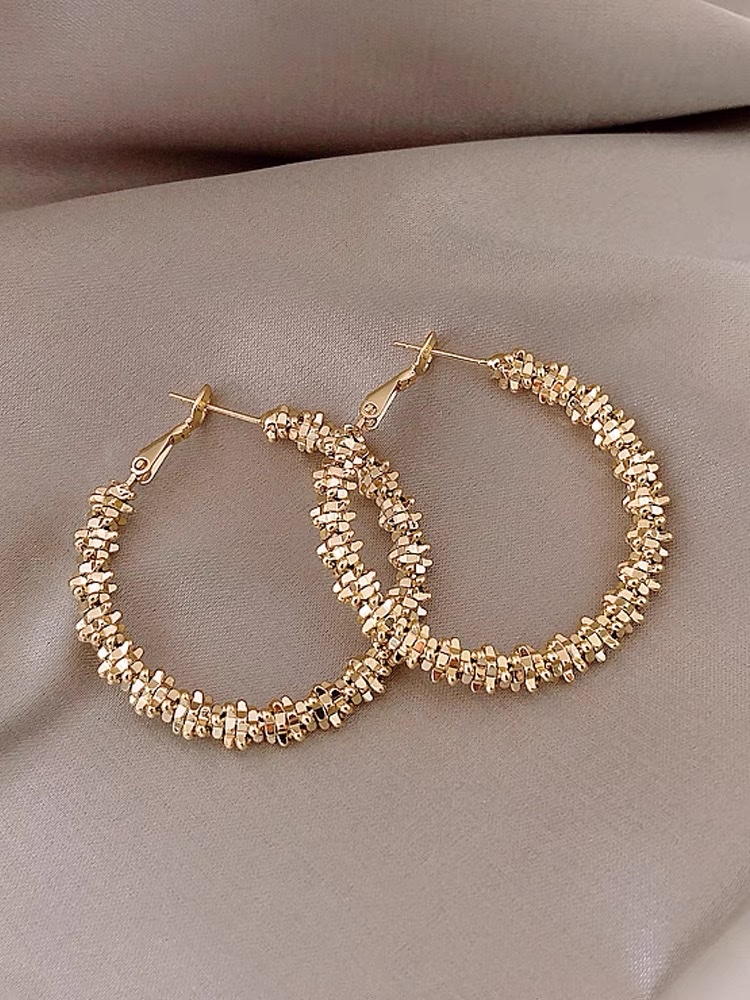 European And American Fashion Light Luxury Trend Atmospheric Simple Earrings Feather Butterfly Jewelry details Picture