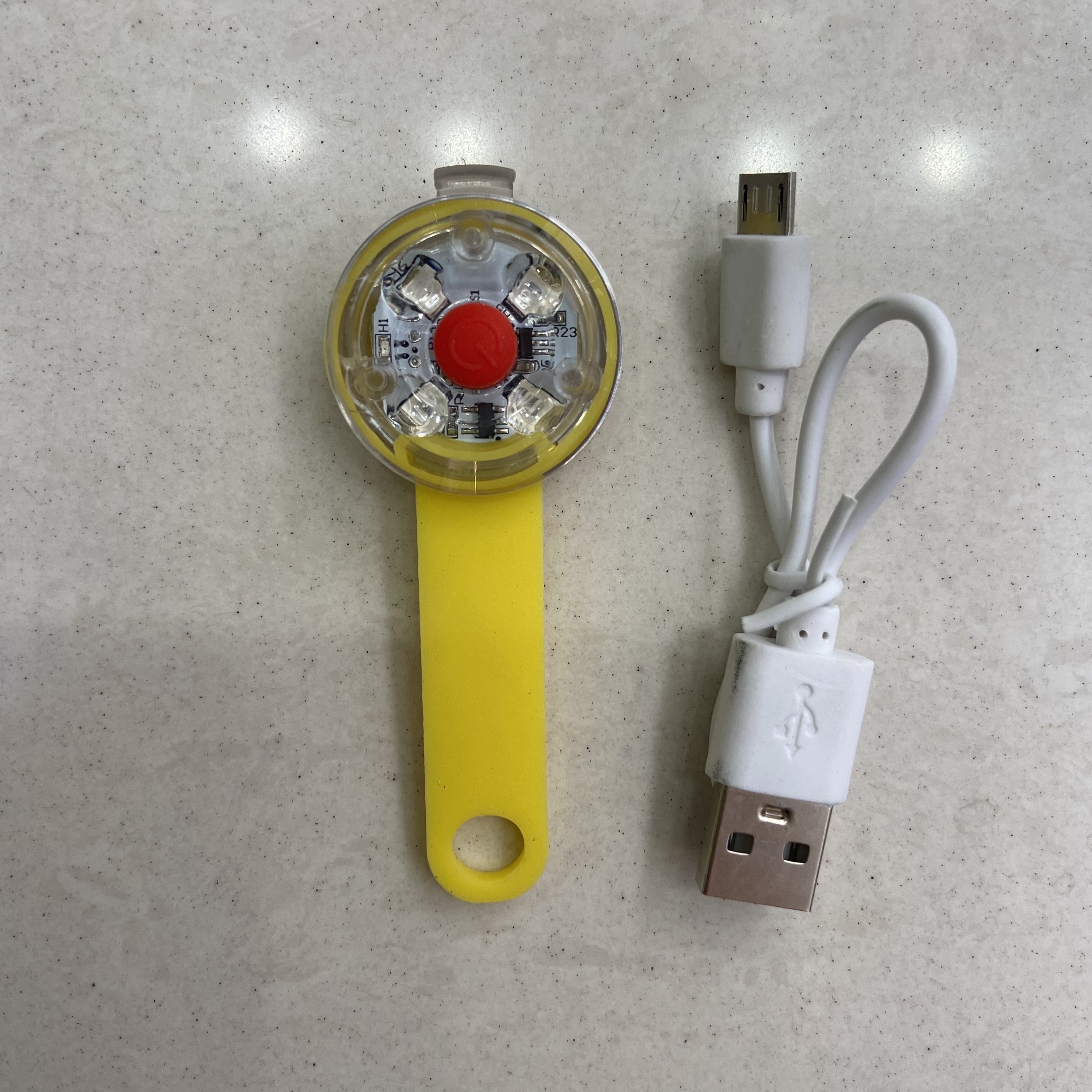 USB充电宠物发光吊坠夜间狗狗防丢配饰