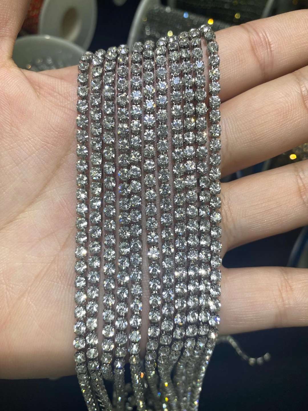 The stainless steel claw chain 3.0 thickened extra tight Application Scenario