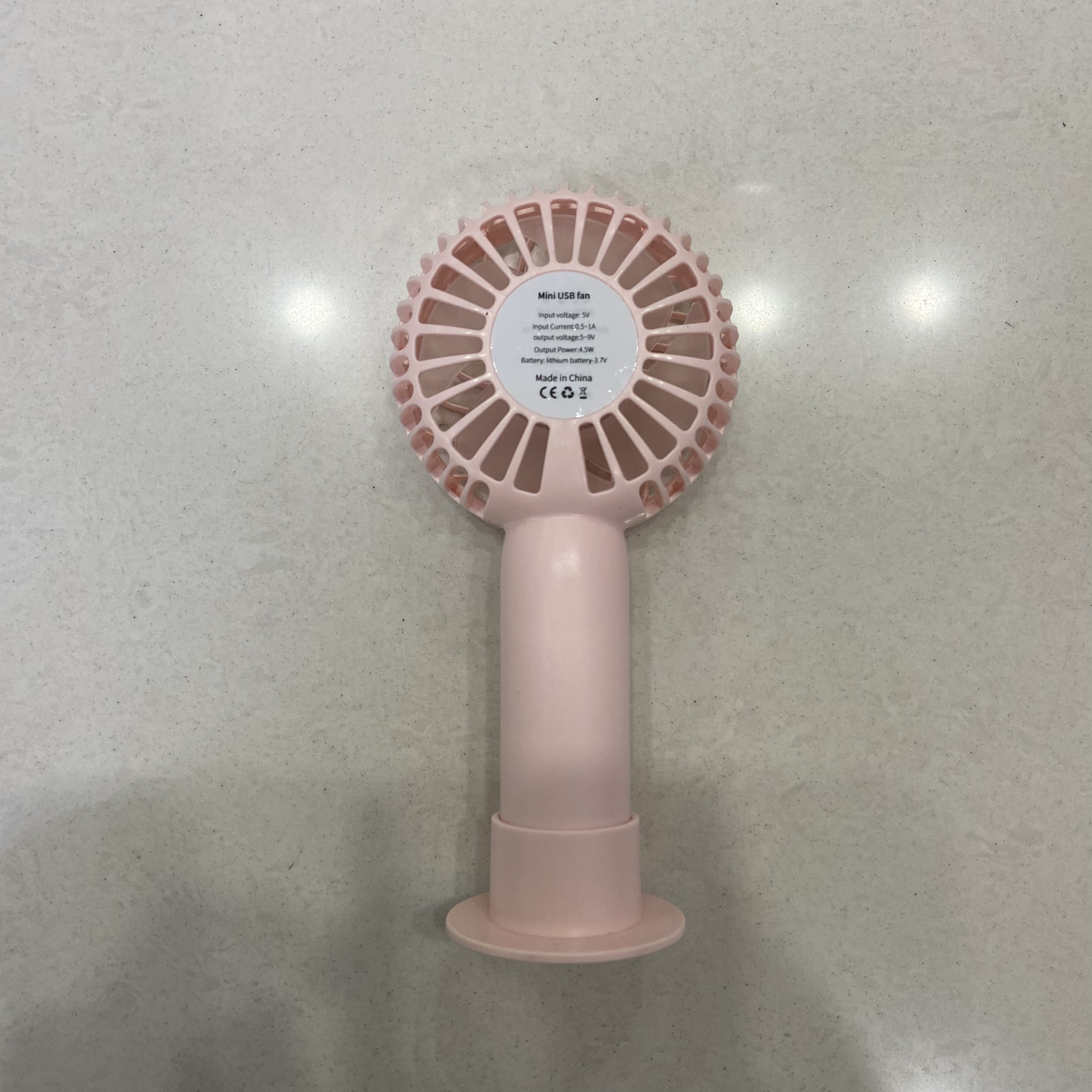 Mini handheld electric fan, portable, easy to carry and rechargeable Application Scenario