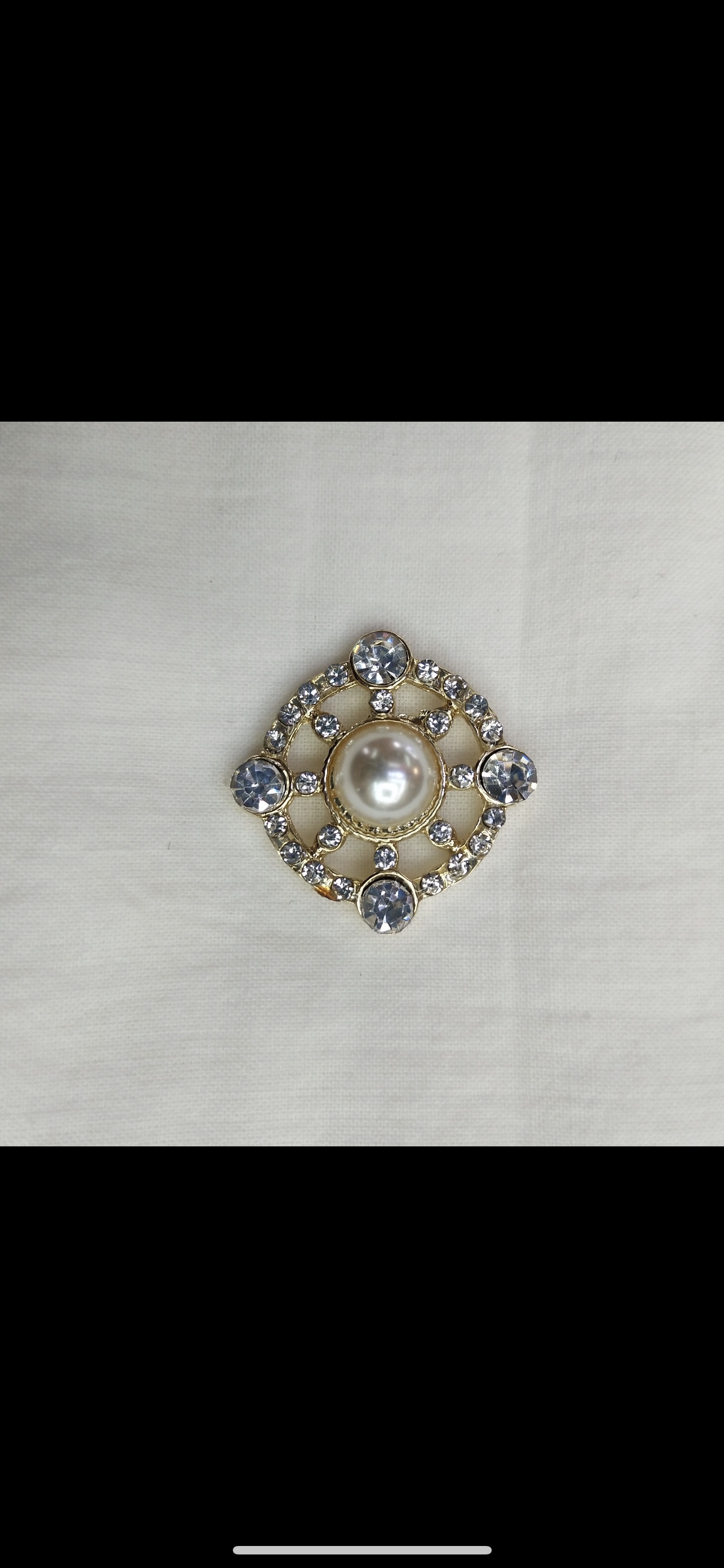 DIY handcrafted jewelry accessories, elegant, fashionable and high-end imitation pearl alloy hair clips, hair bands, headwear, hair clips, hair accessories, simple single oil-dripping cartoon pendants, decorative earrings (100ps per pack), dotted round diamonds, dotted diamonds Application Scenario