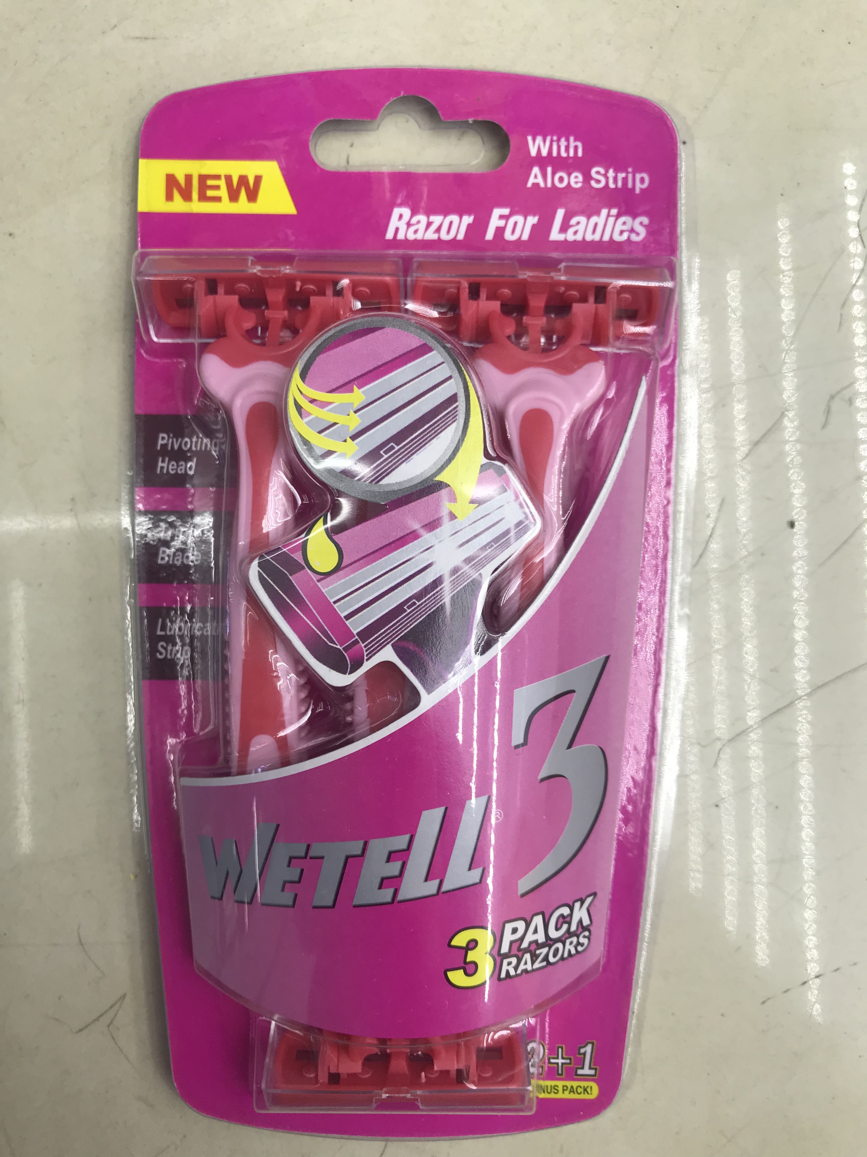 Three-piece shaver powder set thumbnail