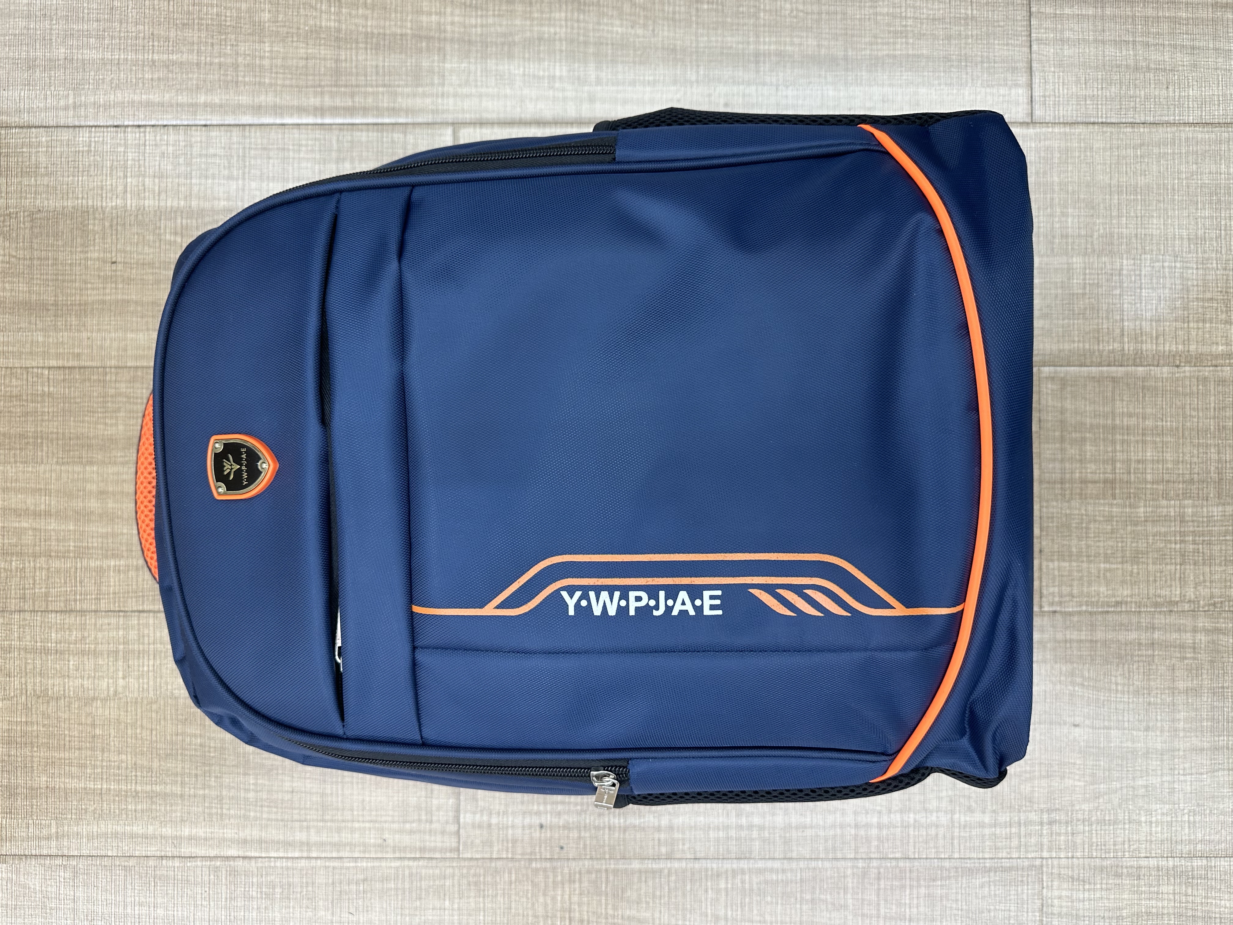 双肩电脑背包18寸蓝色