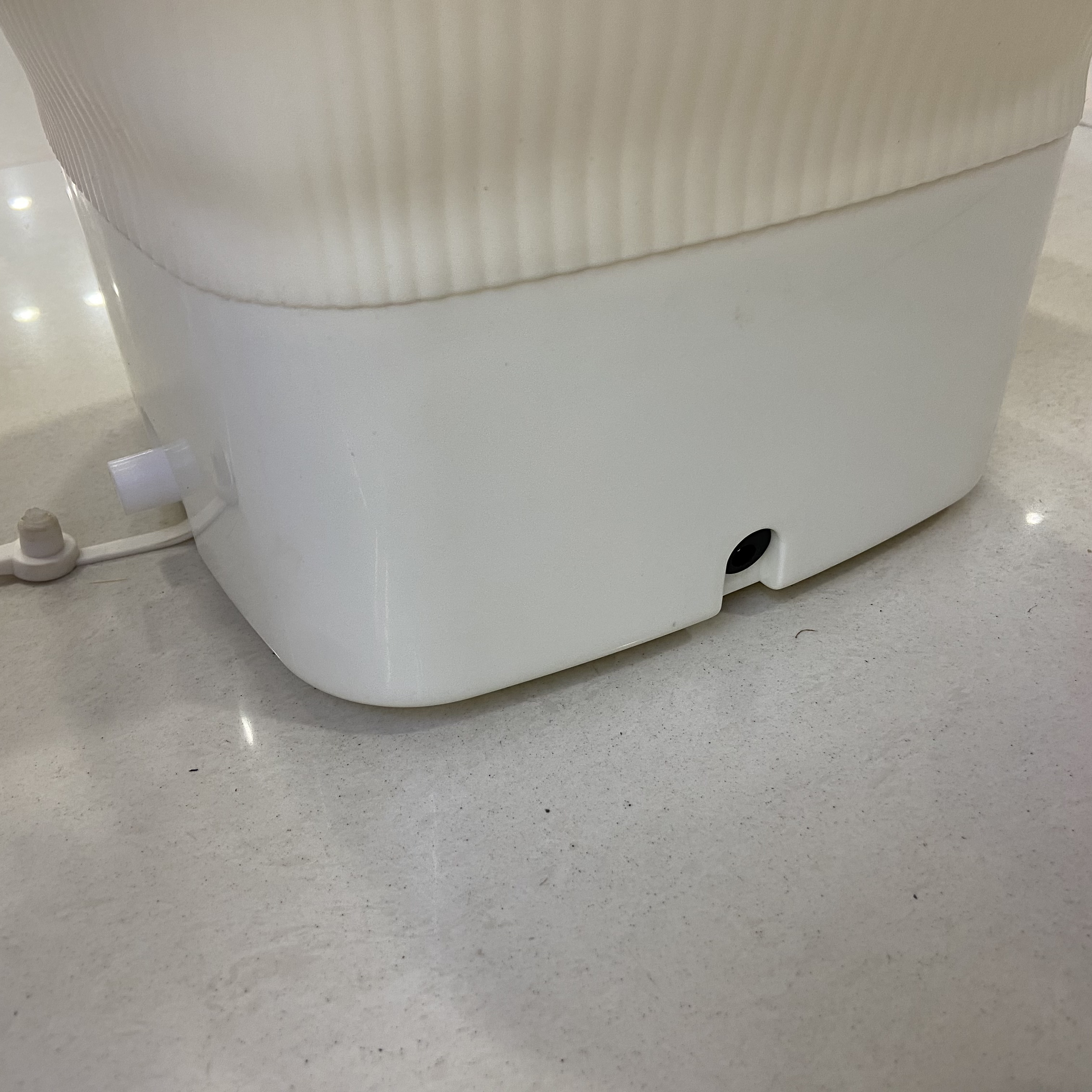 Folding washing machine, home dormitory all-in-one washing machine, mini baby care machine for washing socks Item Picture