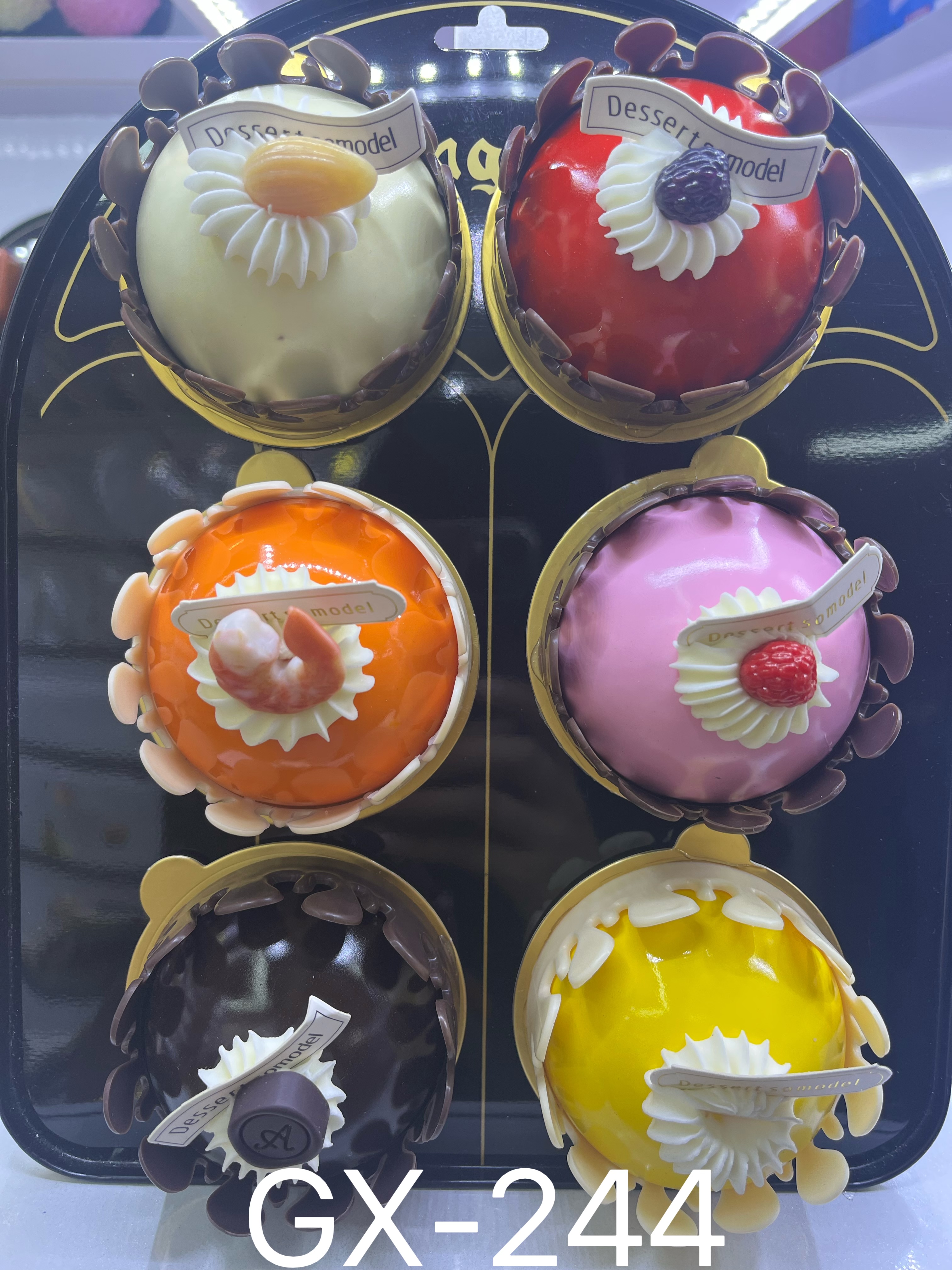 New bread, cake, PU bread, refrigerator stickers, home creative products, refrigerator stickers in mixed colors Item Picture