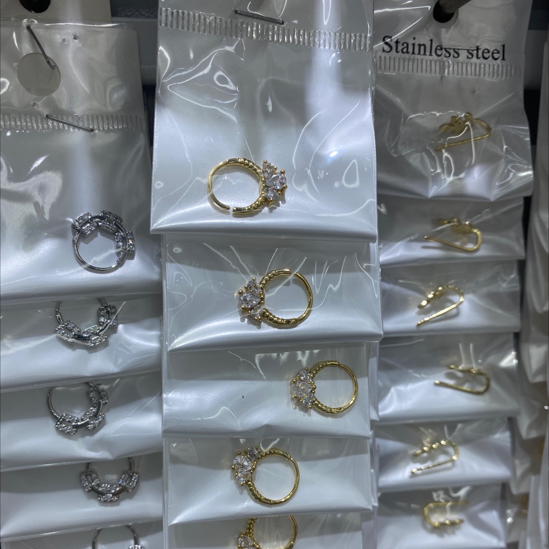 铜鼻圈穿孔锆石微镶精致