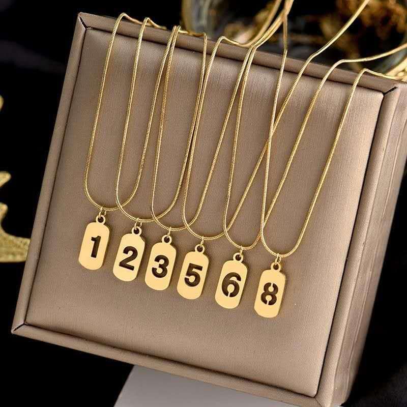 Personality Simple Explosion Recommended All Matching Jewelry Clothes All Matching Titanium Steel Necklace Application Scenario