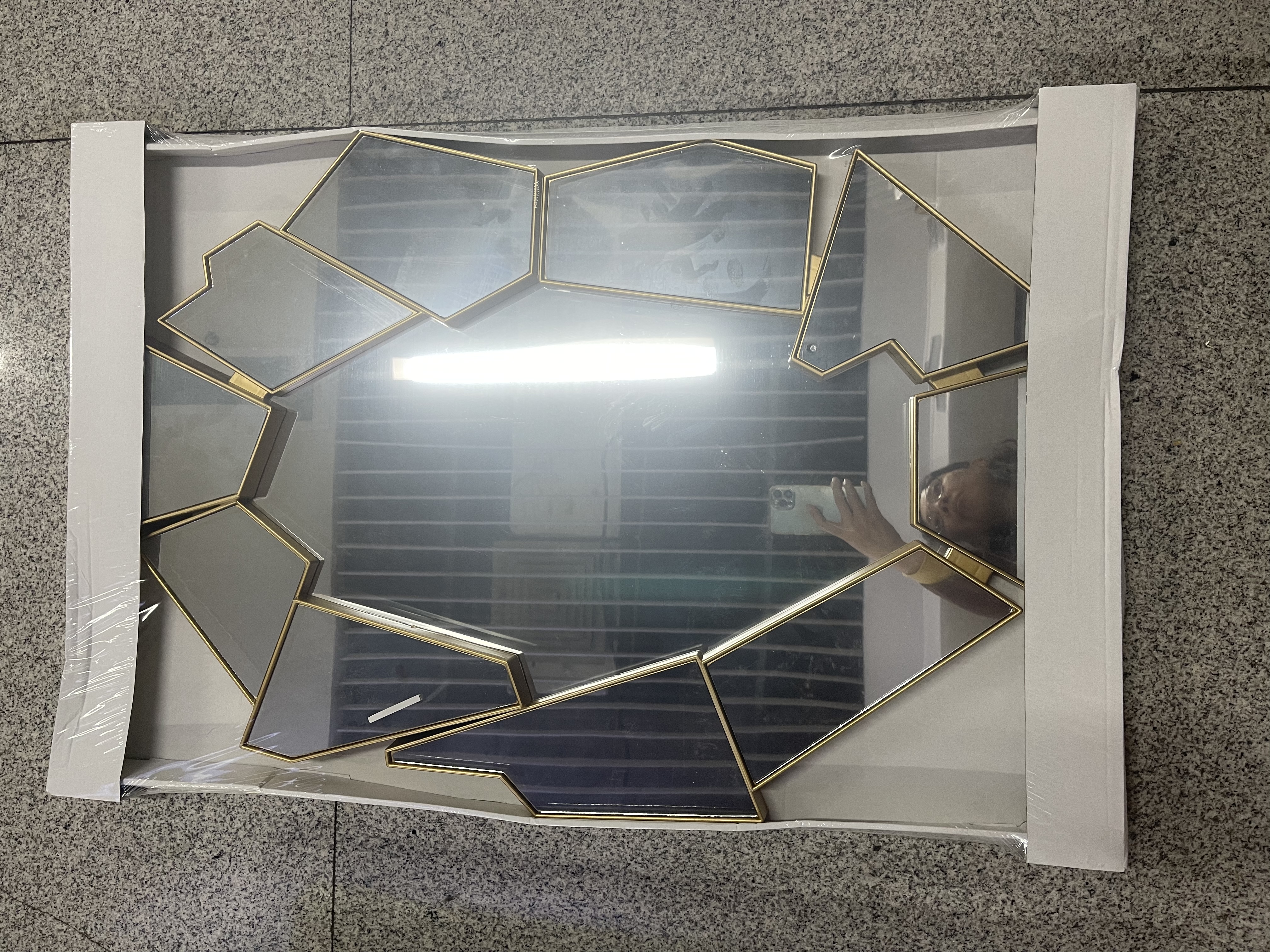 Decorative mirror