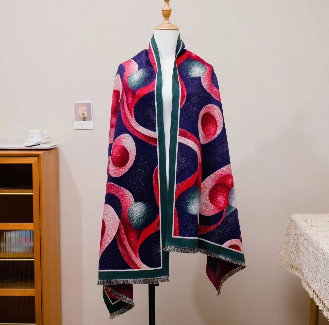 2023 New Cashmere Scarf, Value Price, Flash Sale! If You Don't Buy It, You Will Regret It. The Gift Surprise Is Waiting For You! Specification drawing