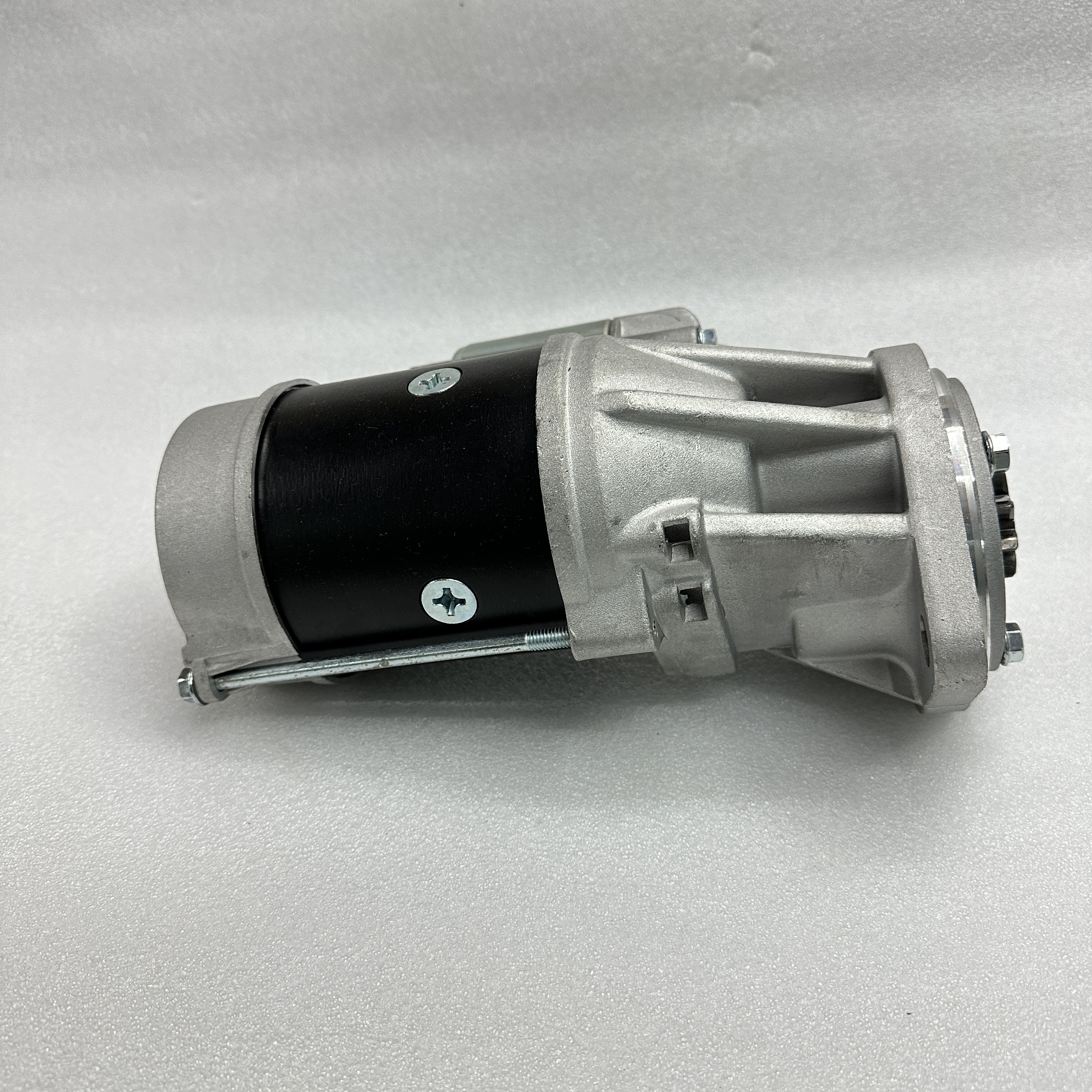 汽车配件适用于洋马4TNV98发动机起动机 S14-102