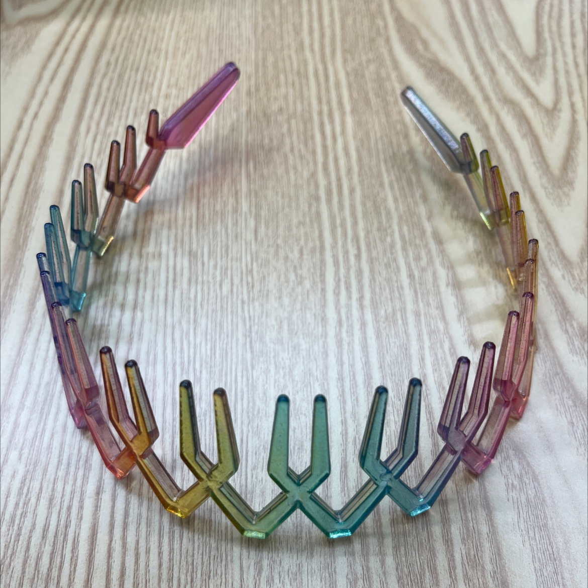 彩虹色长齿发箍