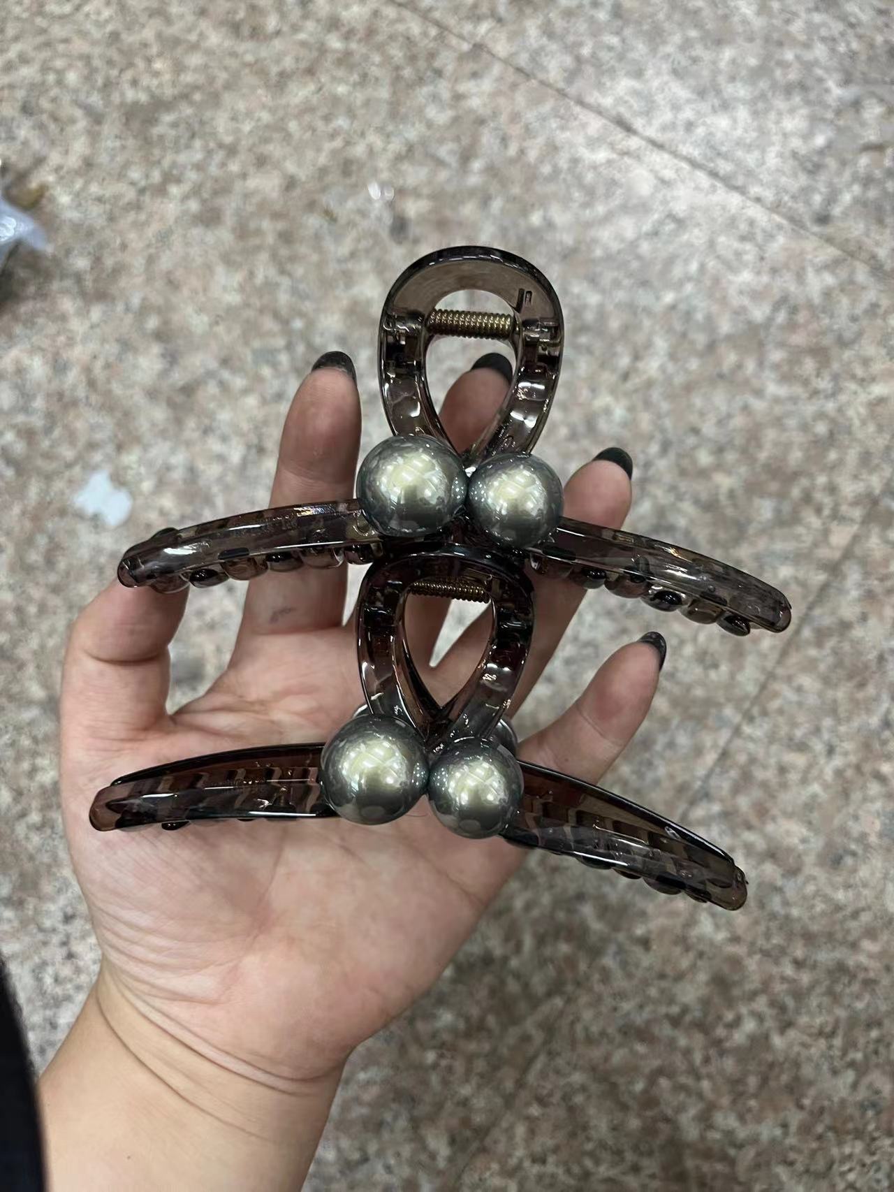 流行韩版气质珍珠小清新大抓夹甜蜜小爪