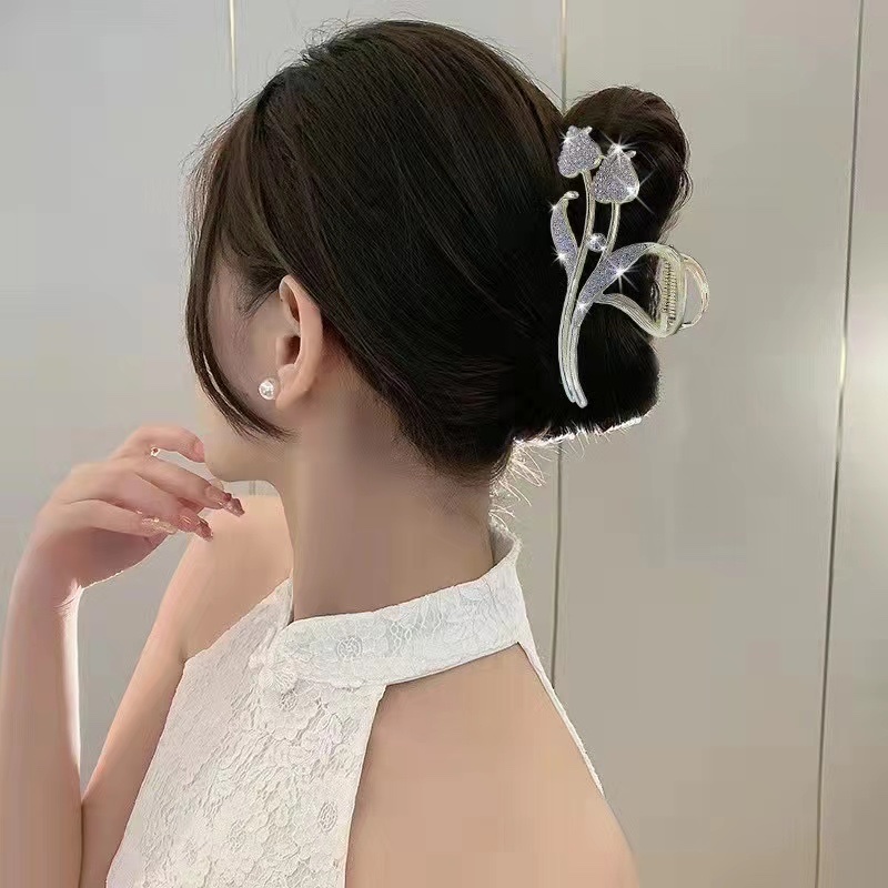 郁金香设计感抓夹2022新款高端鲨鱼夹大号高级感发夹后脑勺发量多