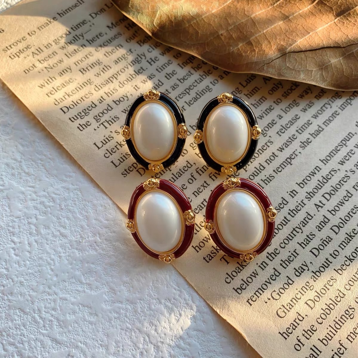 Super Value Antique Pearl Earrings Dripping Oil, Elegant Bright, Do Not Buy You Will Regret!