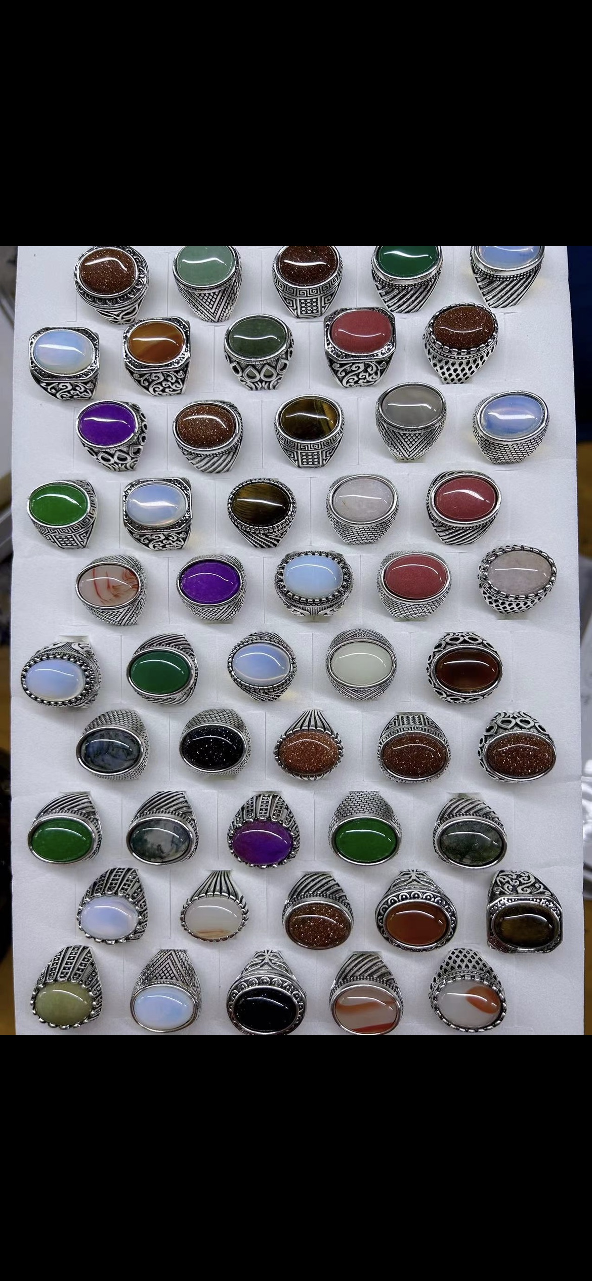 Natural stone ring, a best-selling men's ring in the Middle East