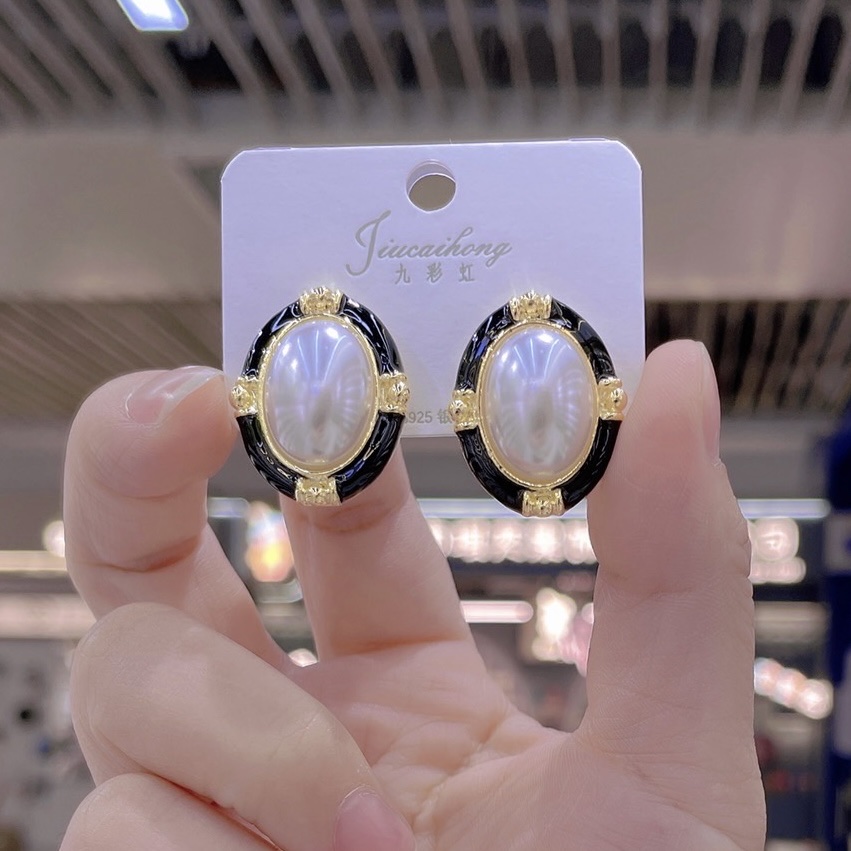 Super Value Antique Pearl Earrings Dripping Oil, Elegant Bright, Do Not Buy You Will Regret! Item Picture
